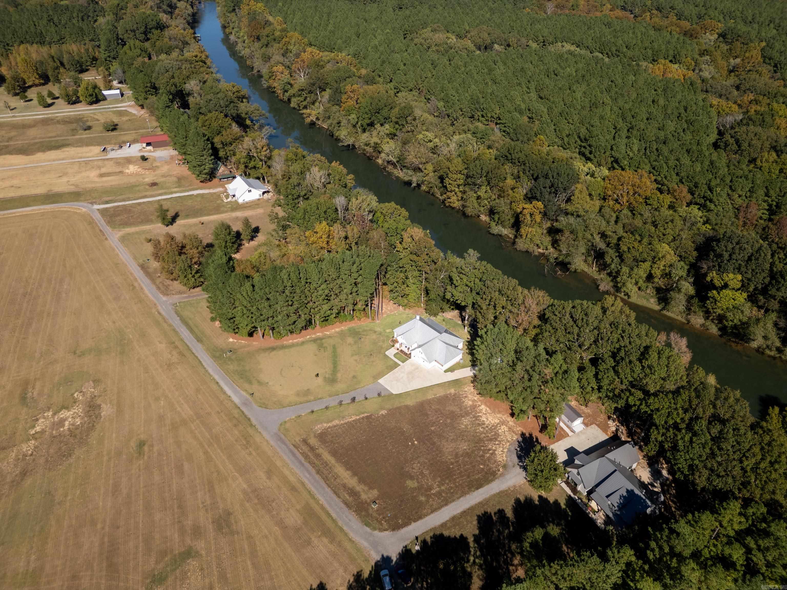 57 Iveon Clay Rd.  Pangburn, AR