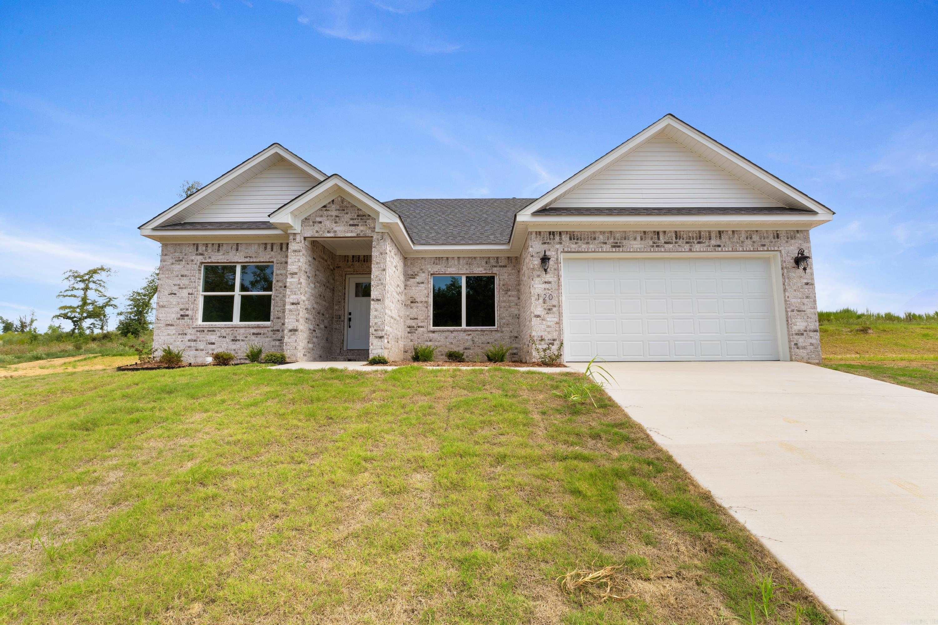 120  Southridge  Arkadelphia, AR