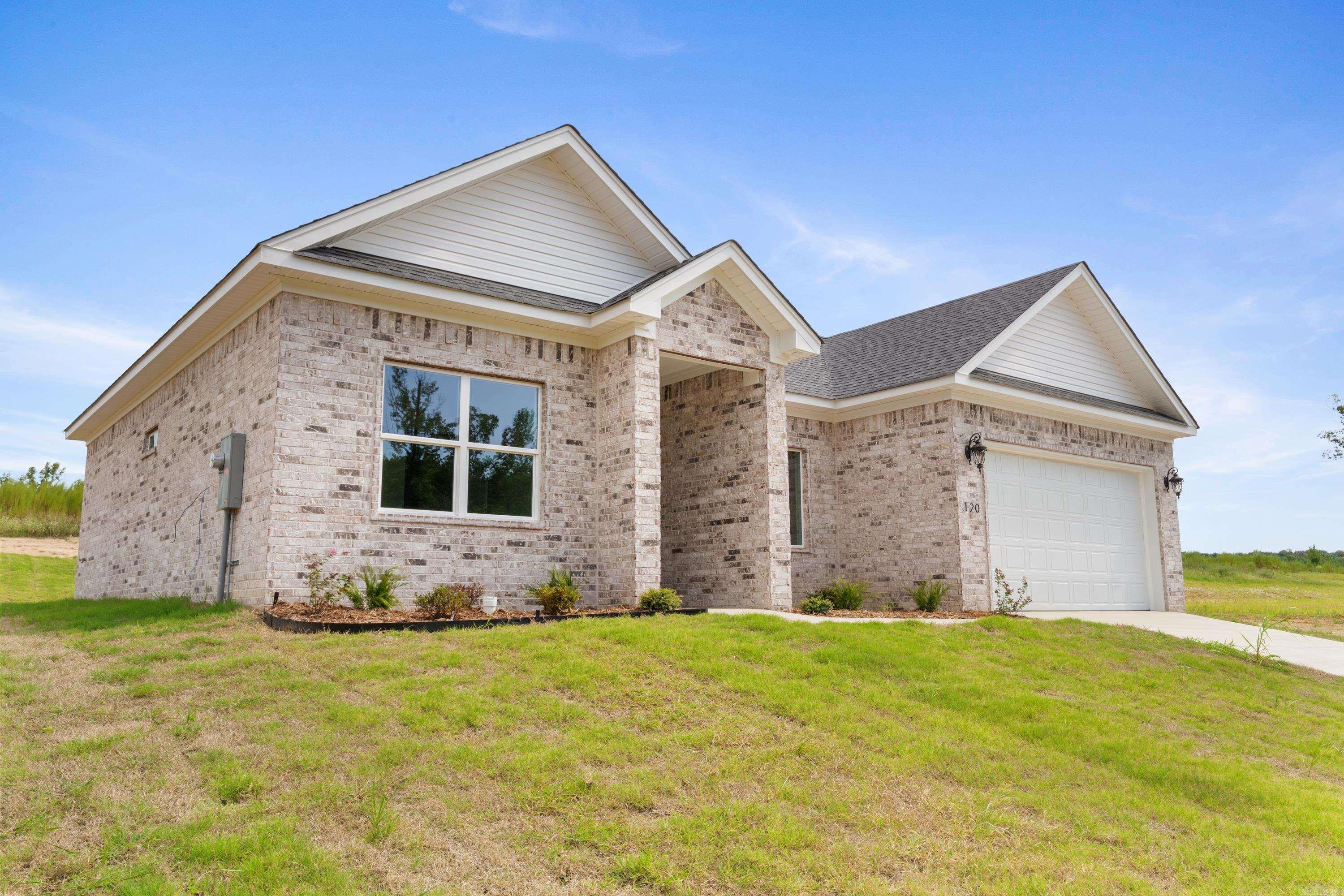 120 Southridge  Arkadelphia, AR