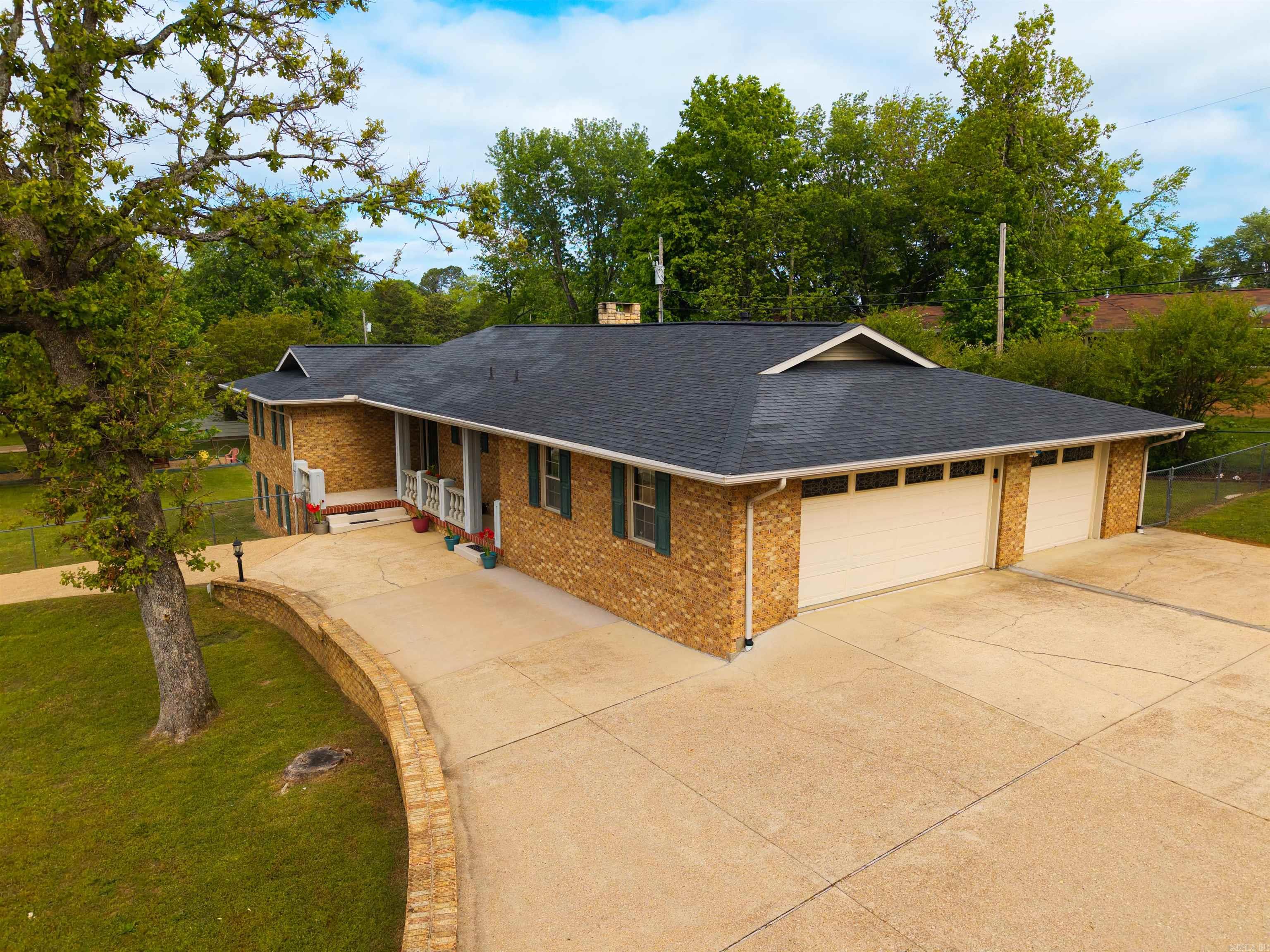 835 E 1st Street  Mountain Home, AR