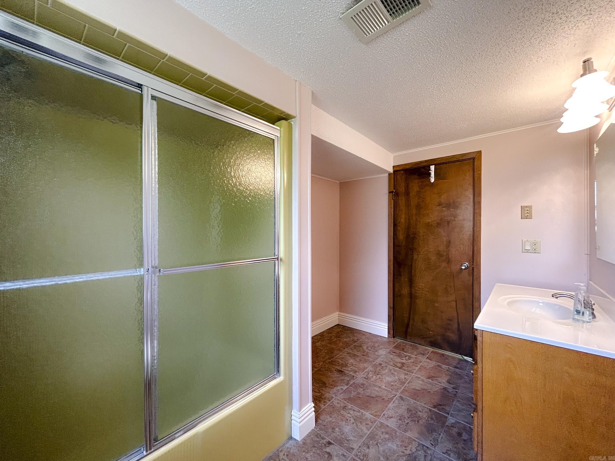 835 E 1st Street  Mountain Home, AR