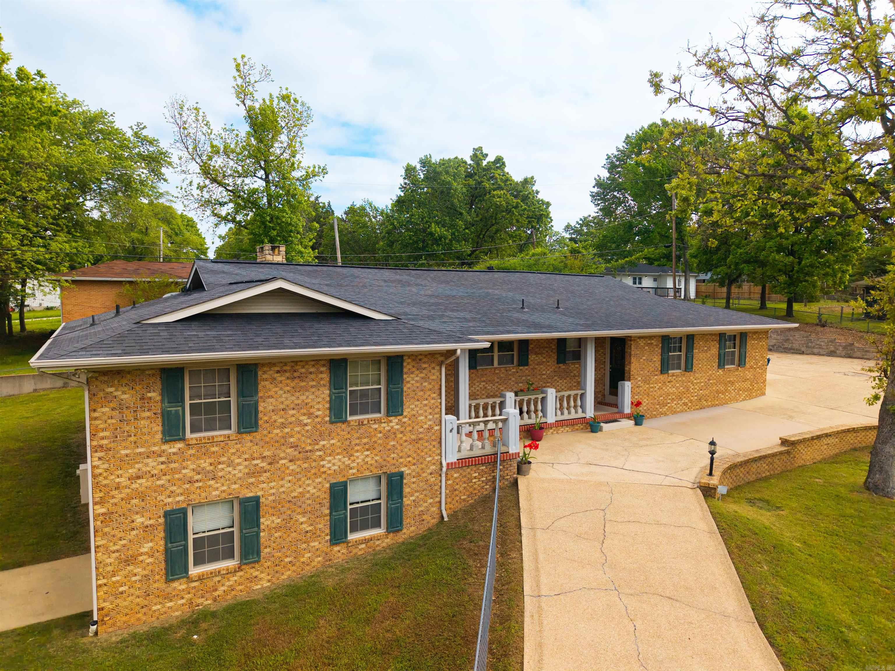 835 E 1st Street  Mountain Home, AR