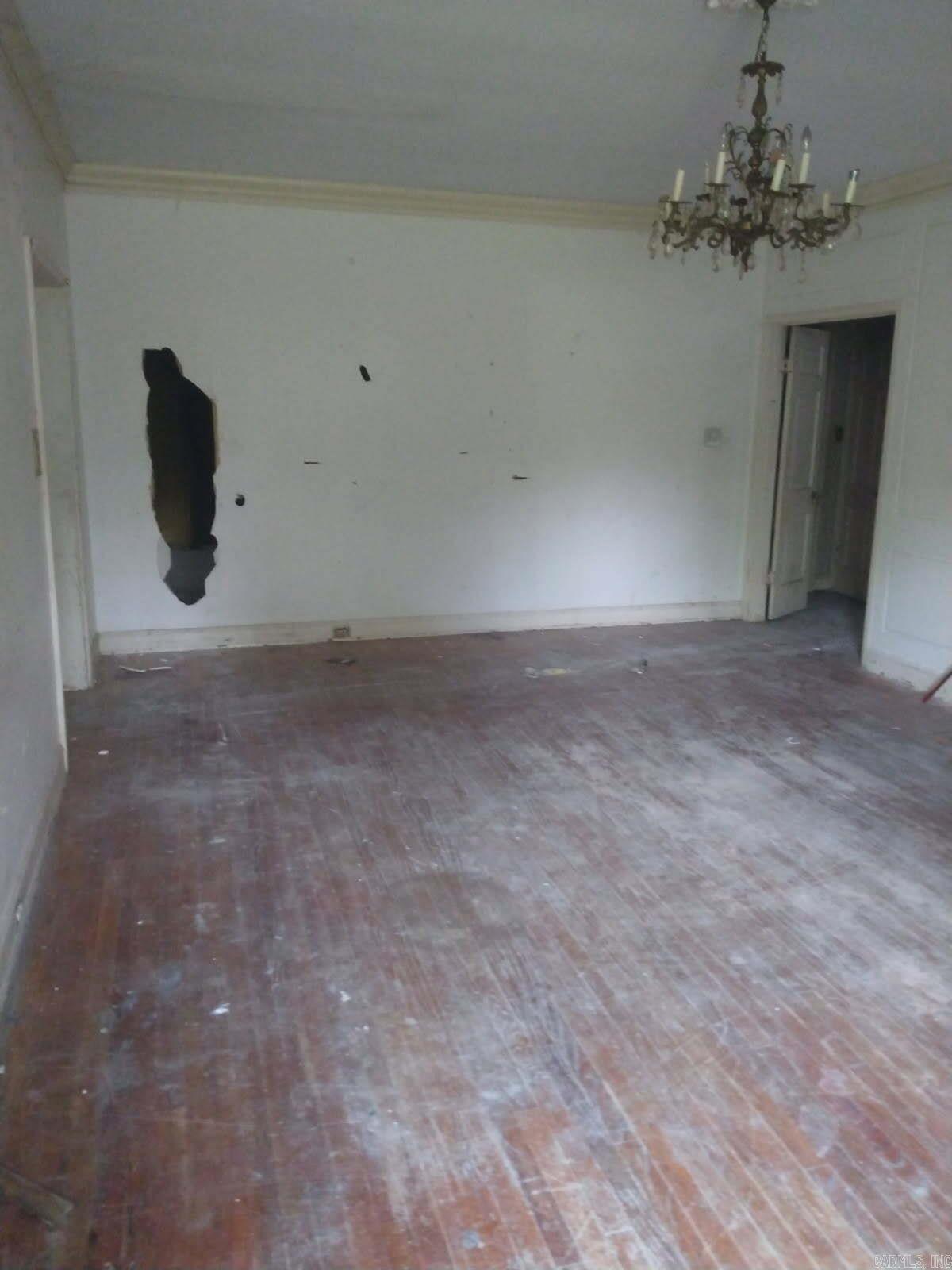 1707 S Oak  Pine Bluff, AR