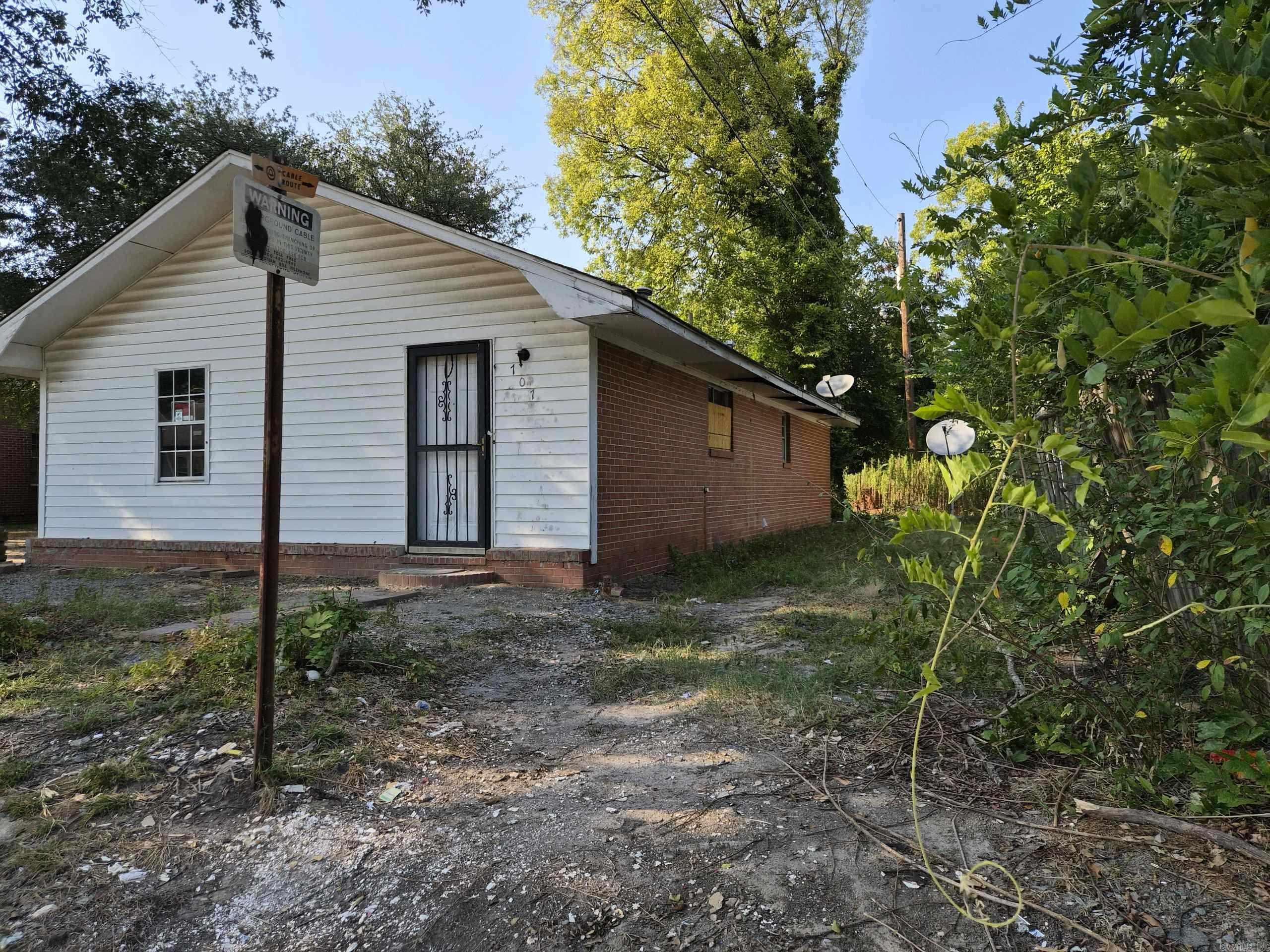 1707 S Oak  Pine Bluff, AR