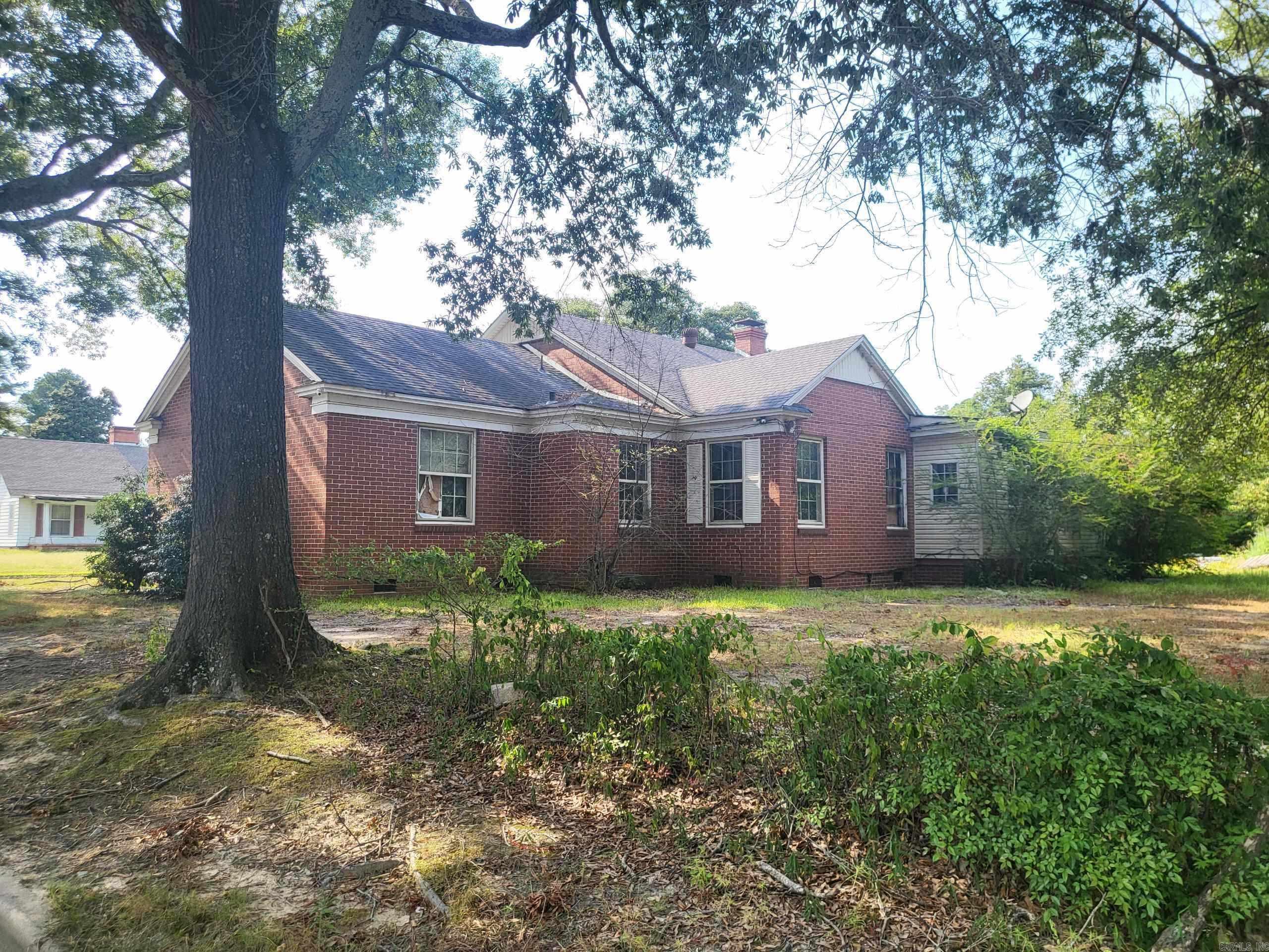 1707 S Oak  Pine Bluff, AR