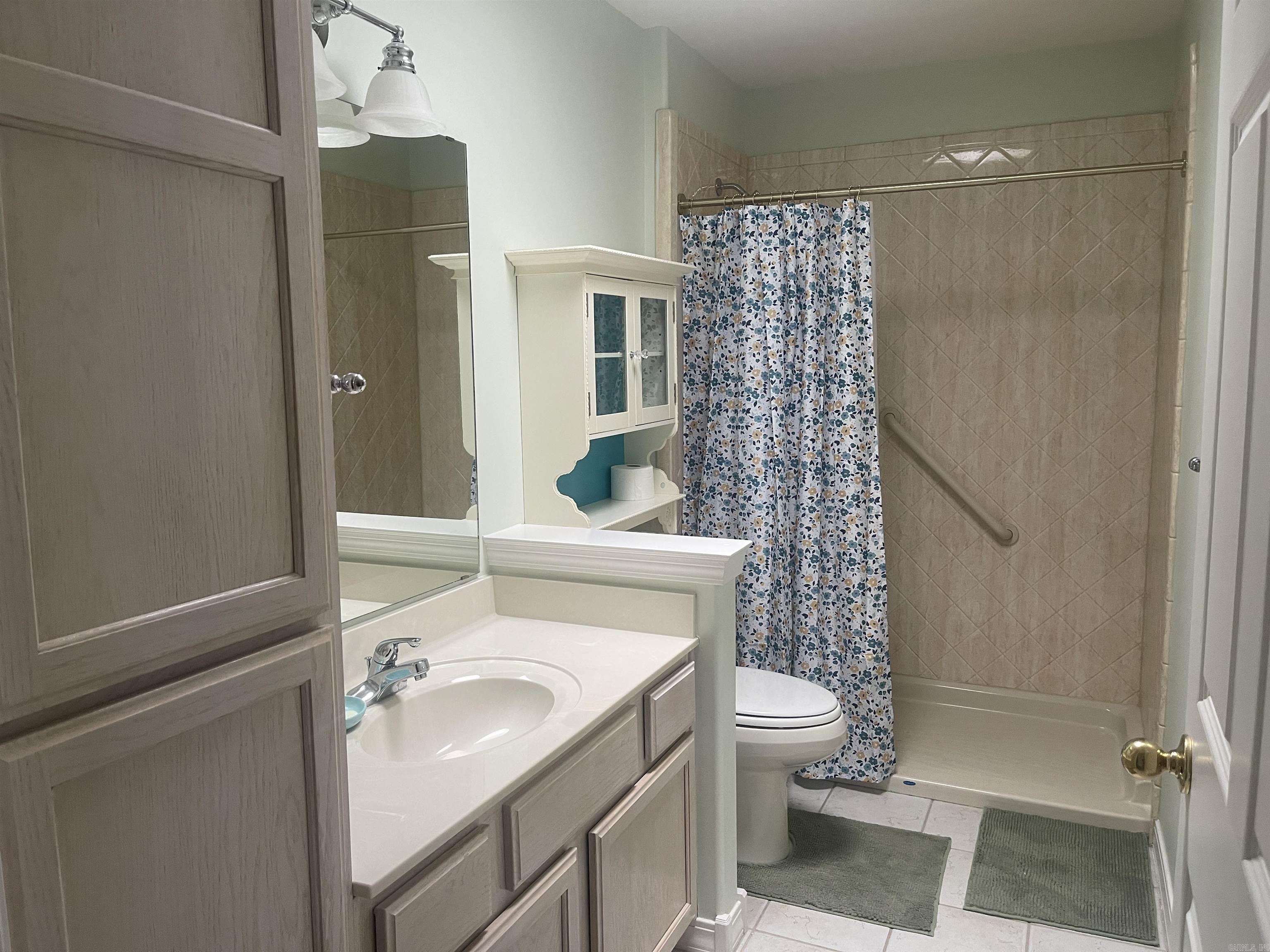 746 Embassy Parkway  Mountain Home, AR