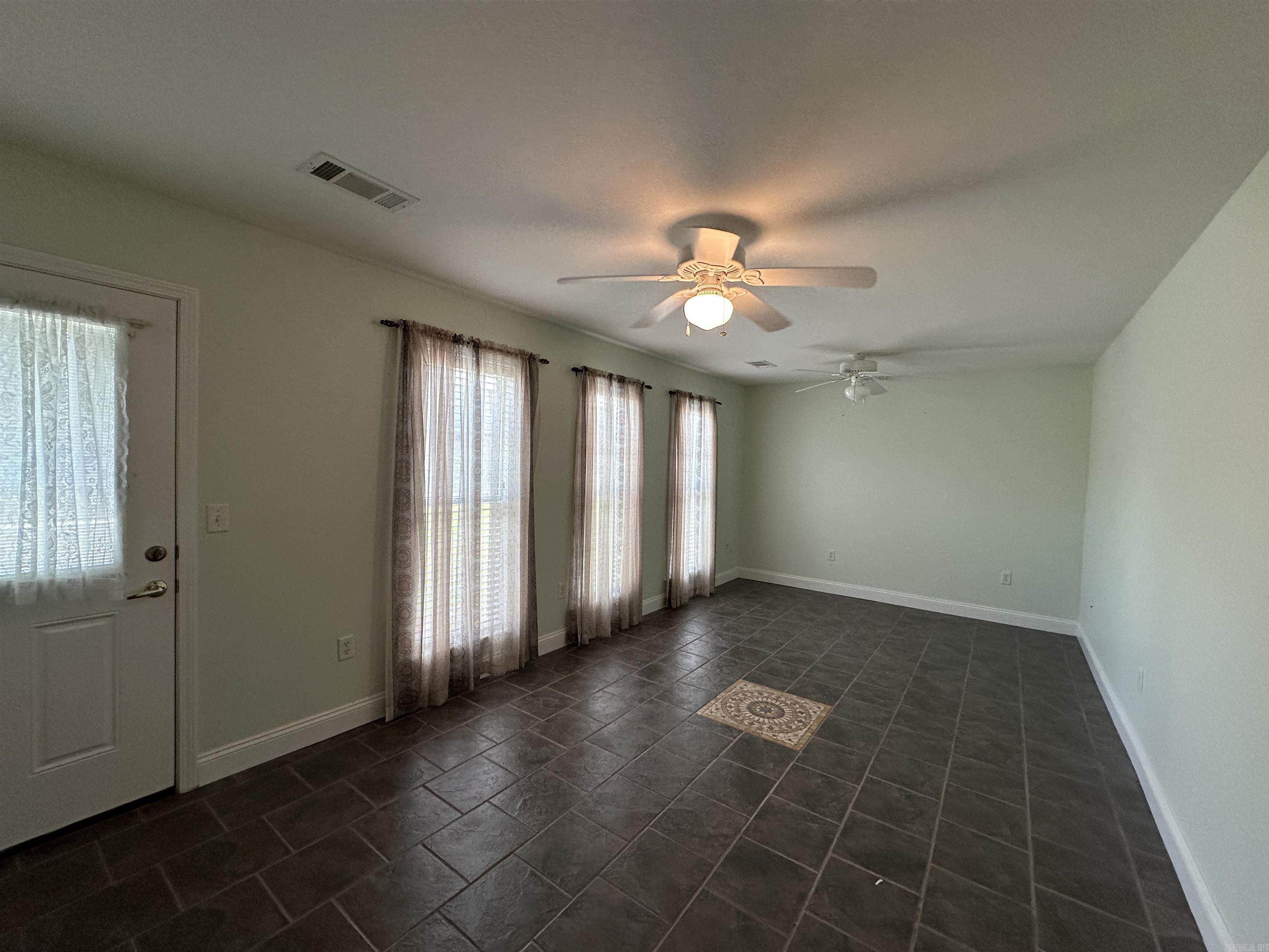 746 Embassy Parkway  Mountain Home, AR