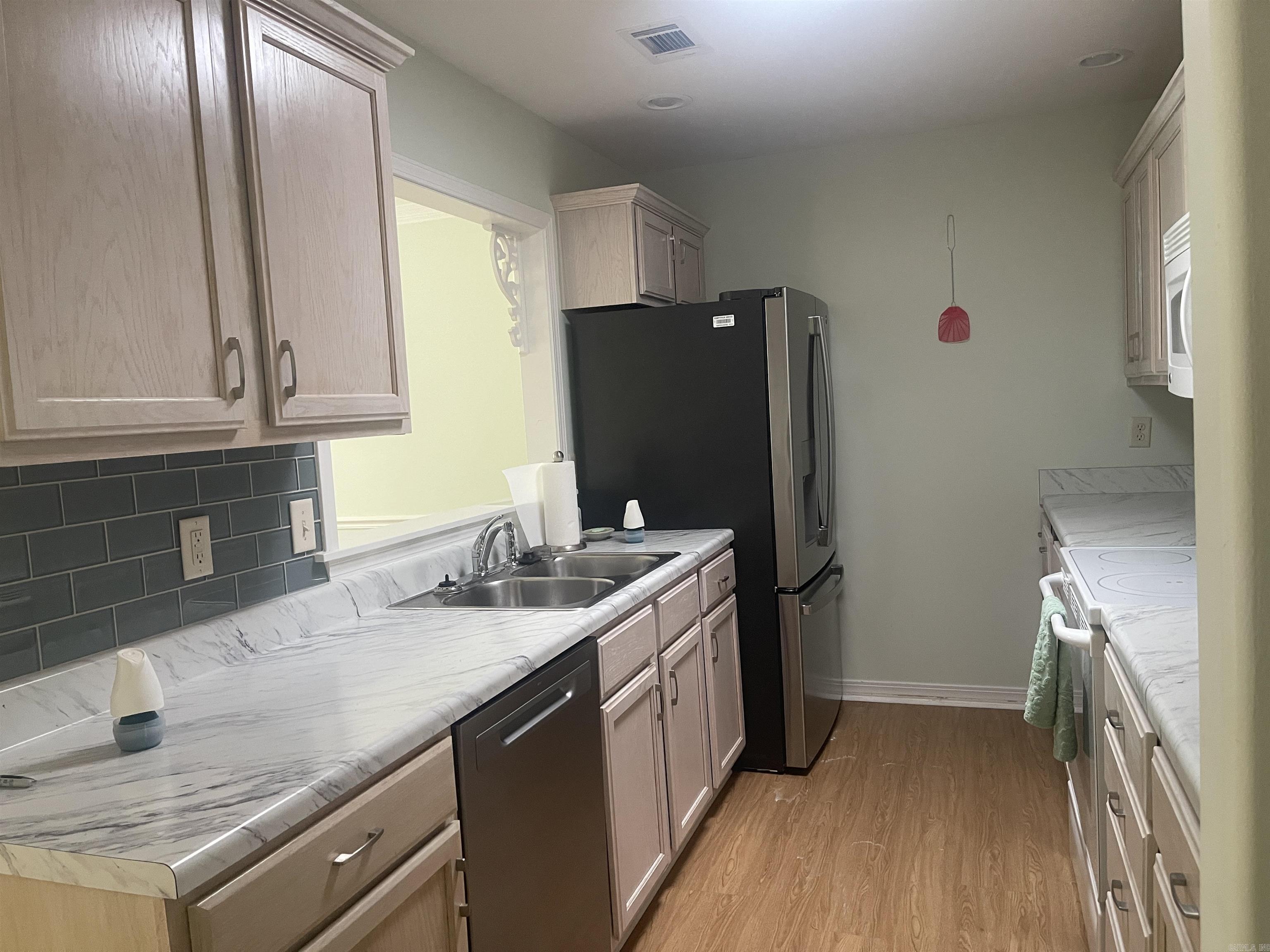 746 Embassy Parkway  Mountain Home, AR