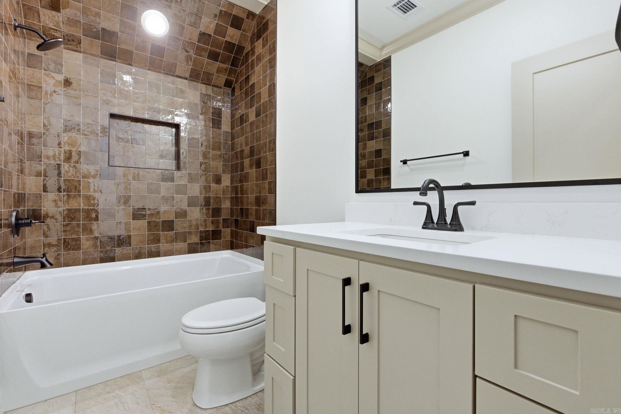 5 Mountain Brook  Little Rock, AR