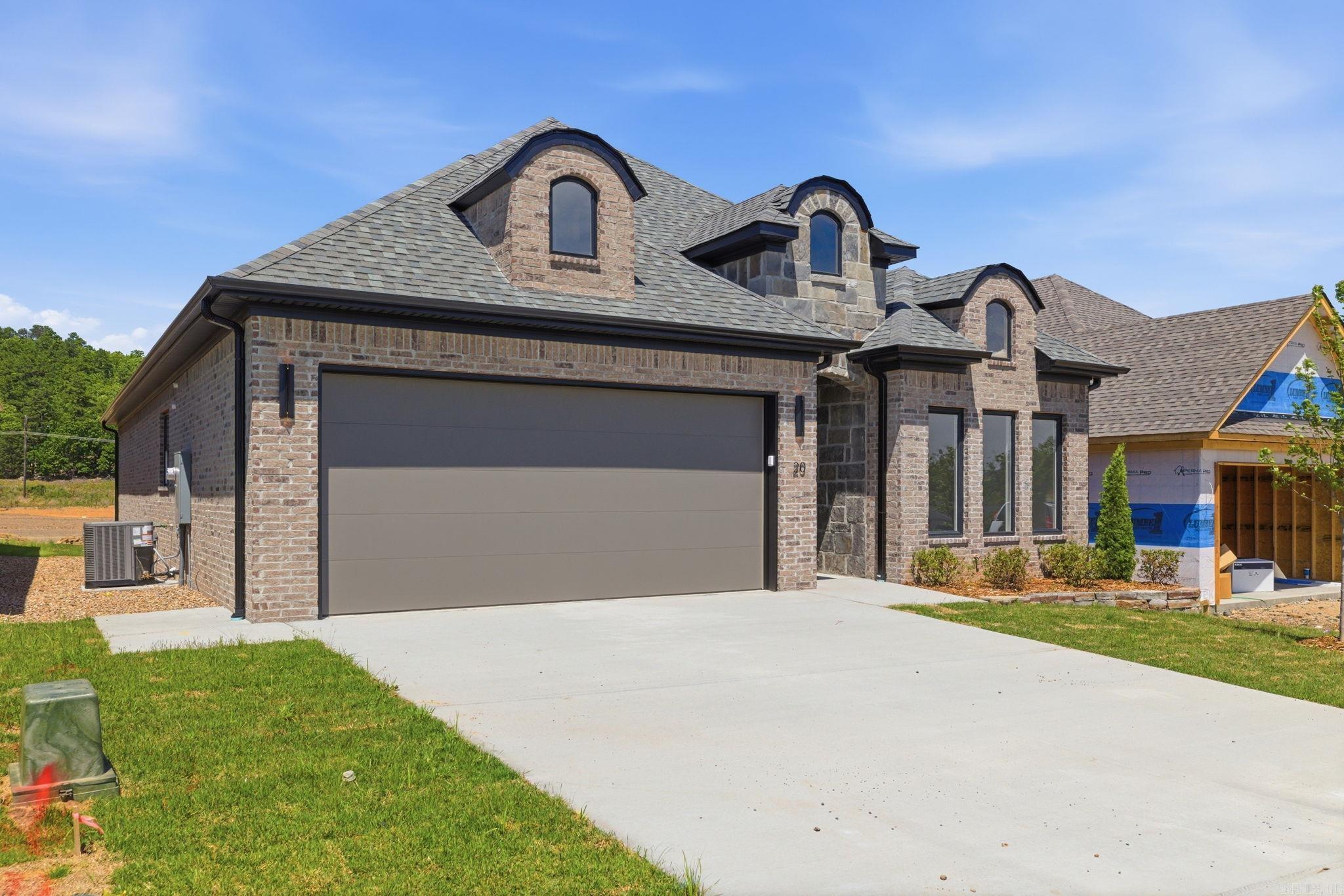 20 Mountain Brook  Little Rock, AR