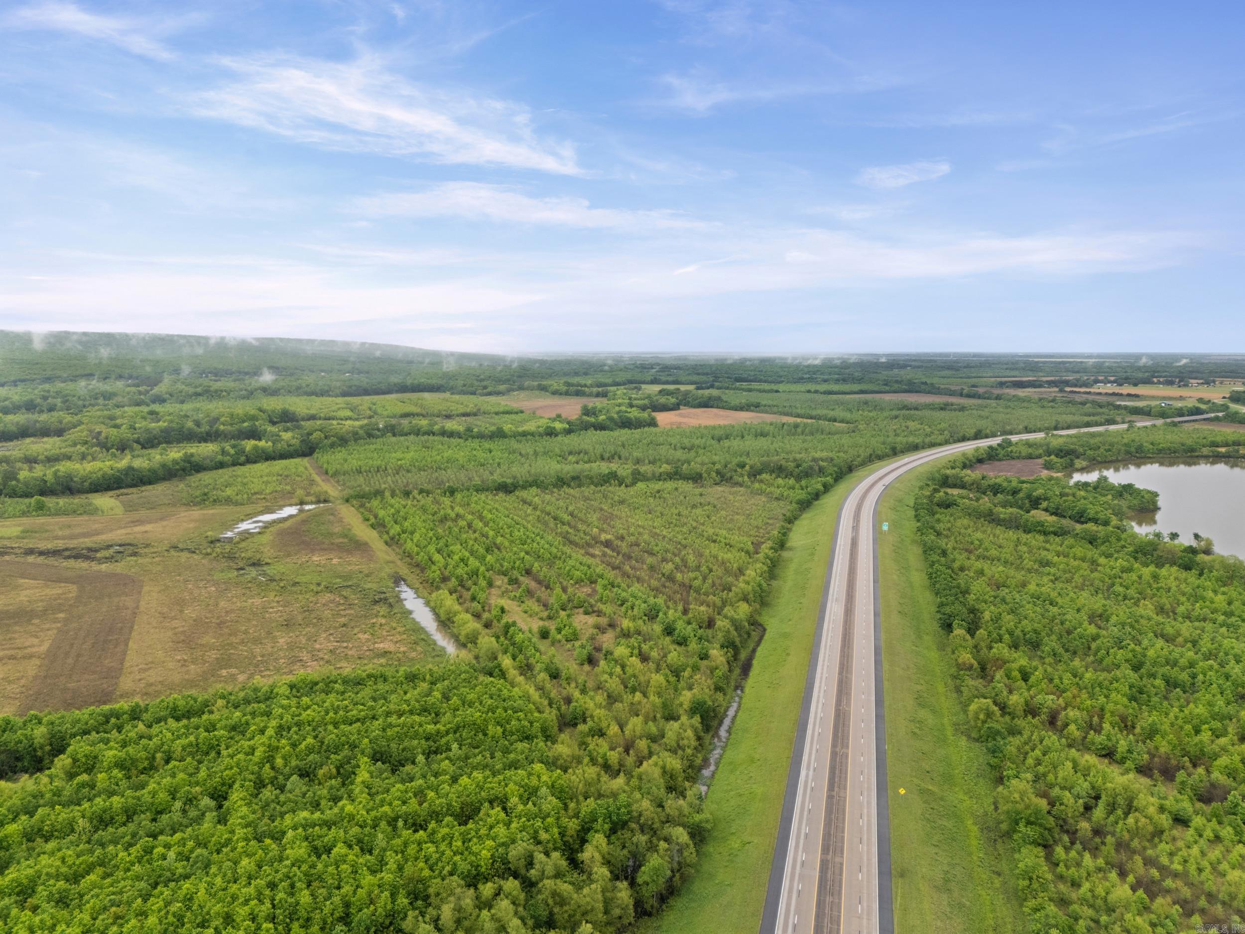 00 I-57  Possum Grape, AR