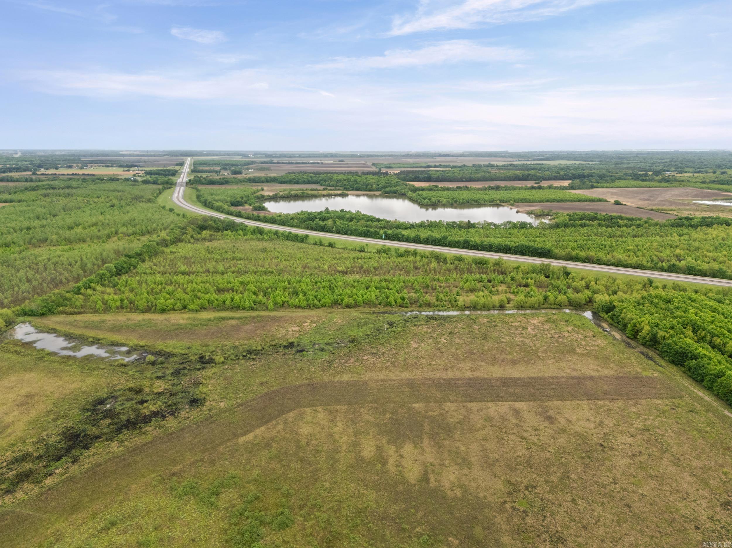 00 I-57  Possum Grape, AR