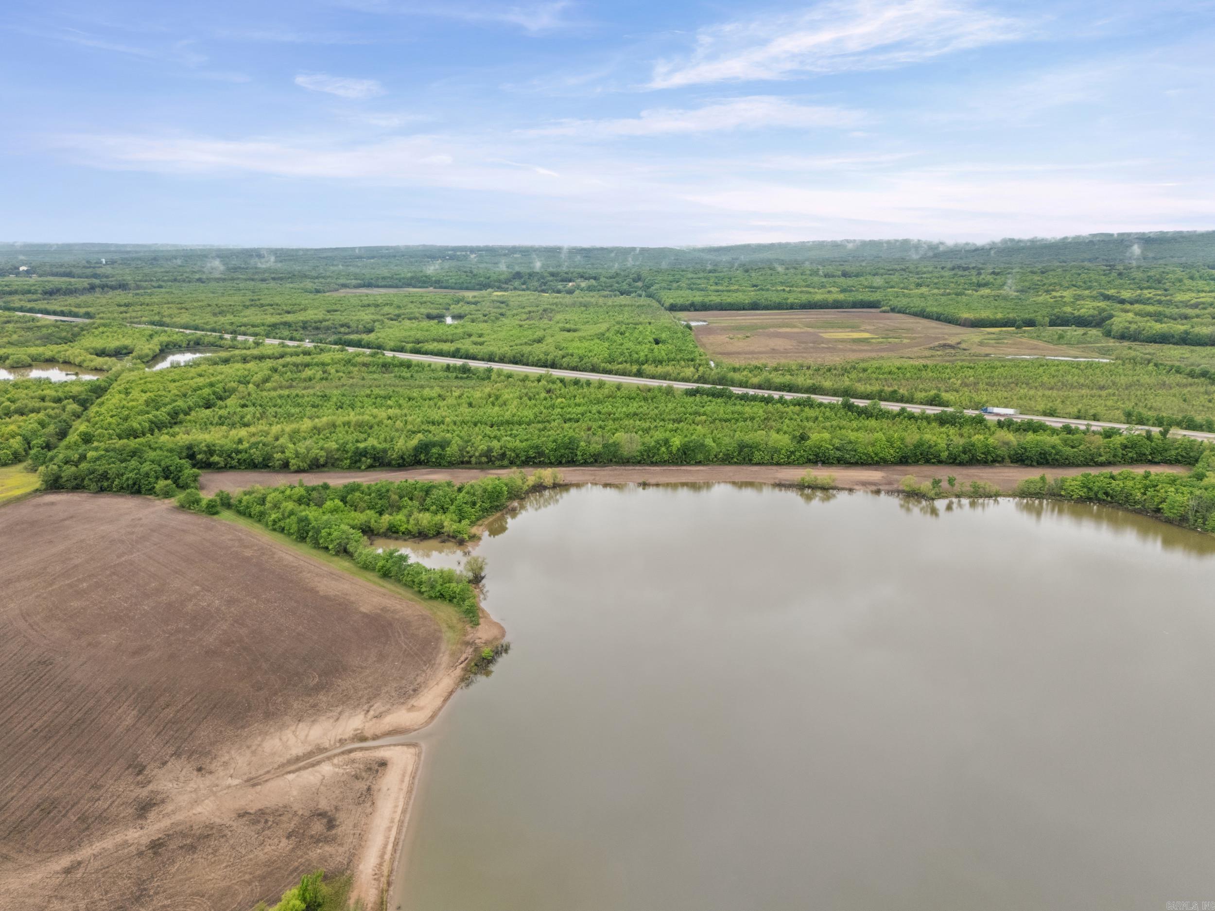 00 I-57  Possum Grape, AR