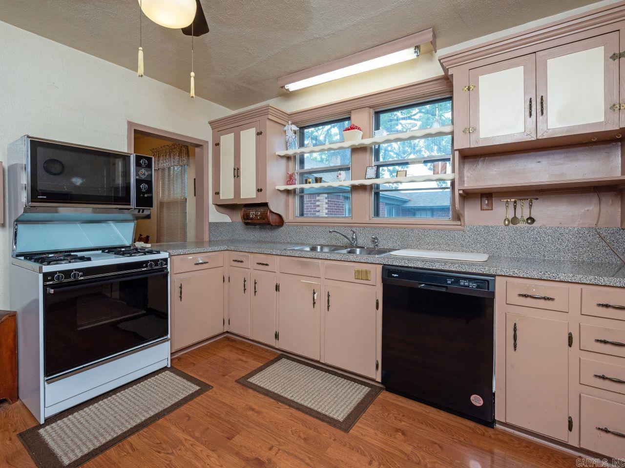 1305 Fair Park Blvd  Little Rock, AR