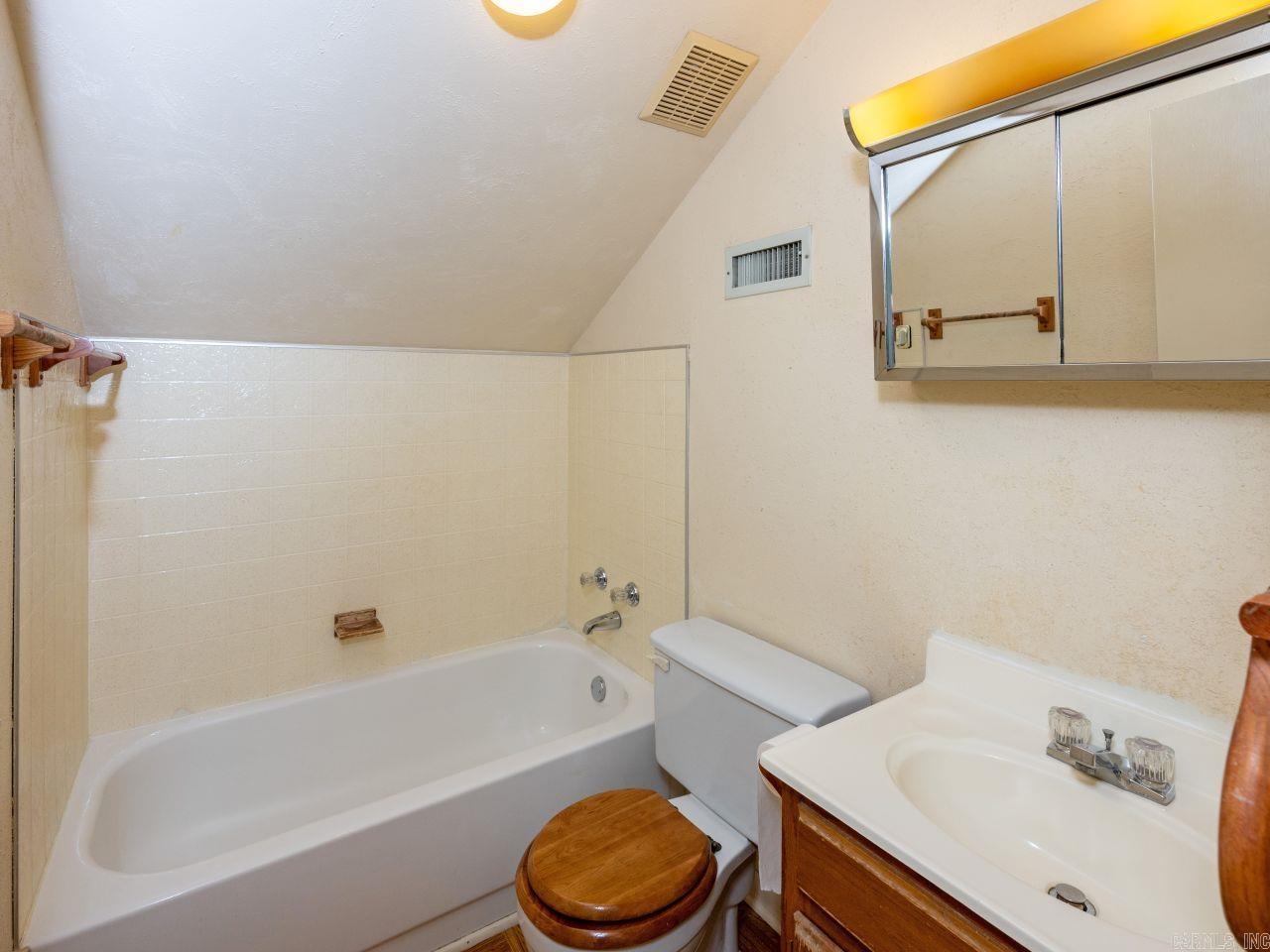 1305 Fair Park Blvd  Little Rock, AR