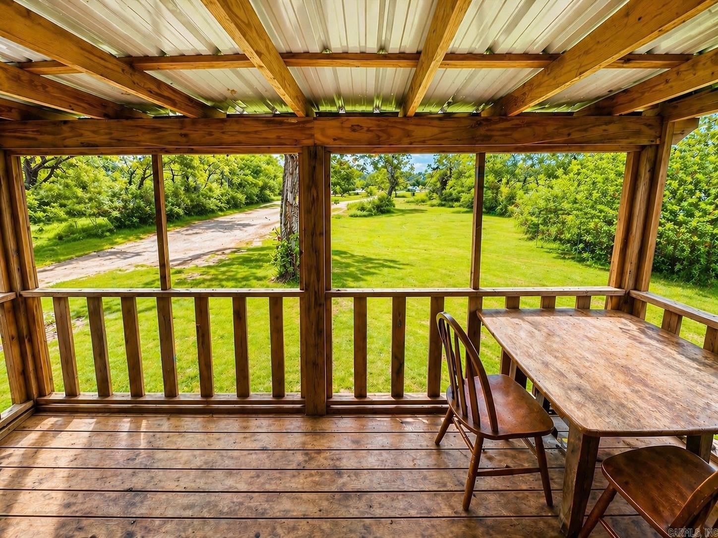 5377 N HWY 27  Story, AR