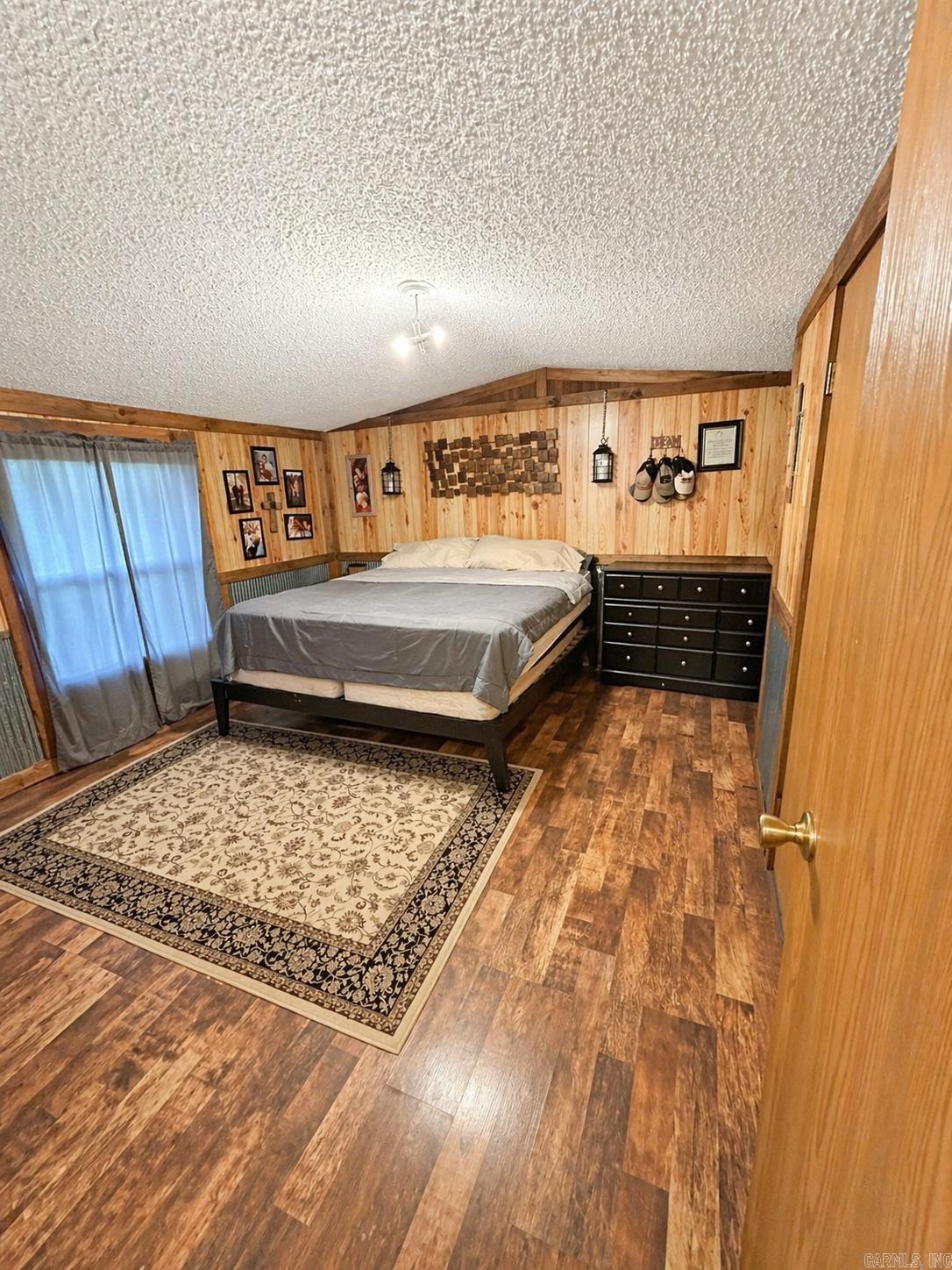 5377 N HWY 27  Story, AR