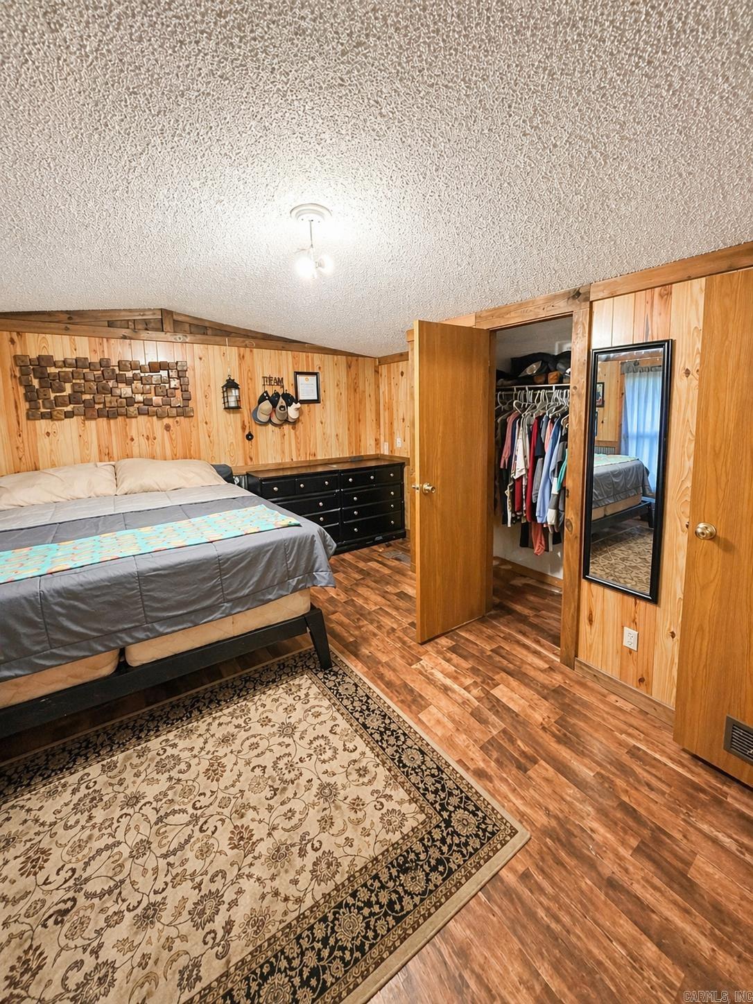 5377 N HWY 27  Story, AR