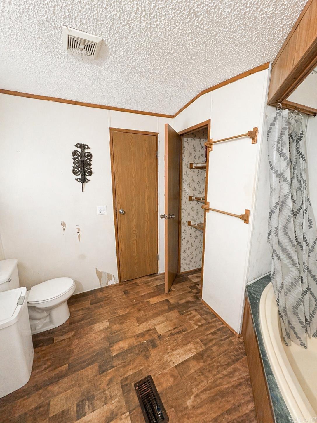 5377 N HWY 27  Story, AR