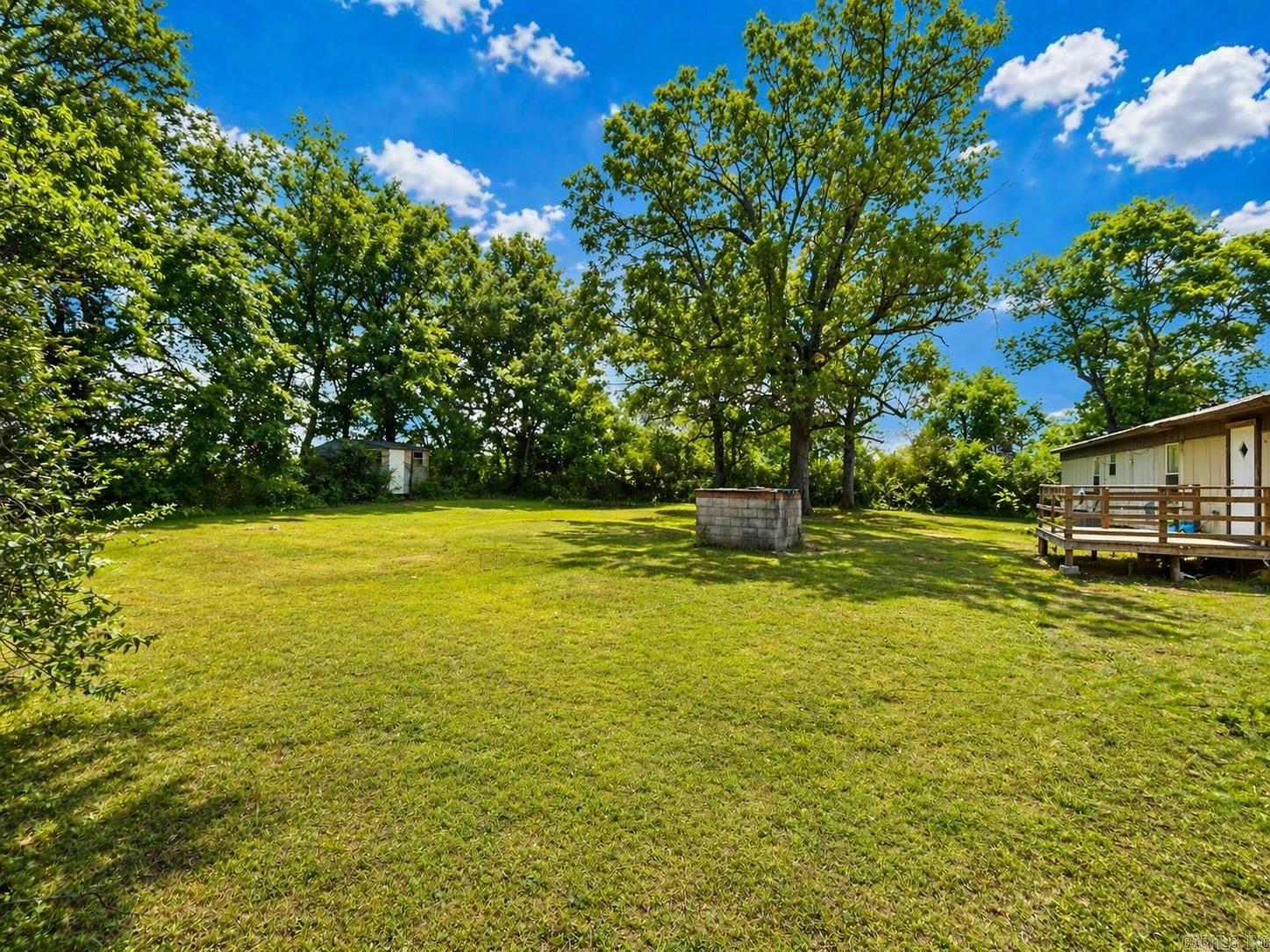 5377 N HWY 27  Story, AR