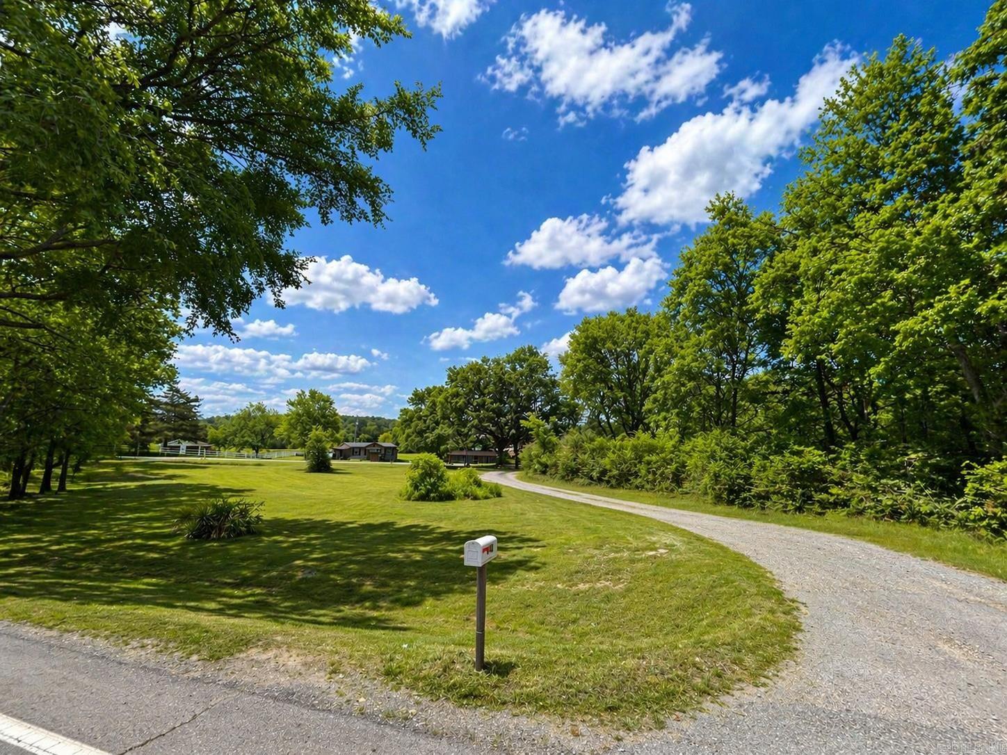 5377 N HWY 27  Story, AR