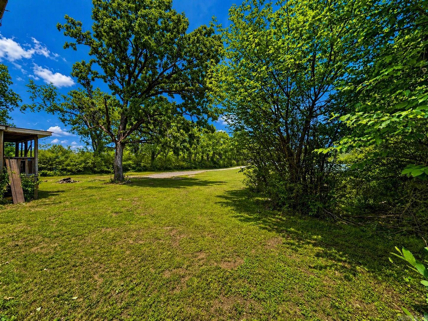 5377 N HWY 27  Story, AR