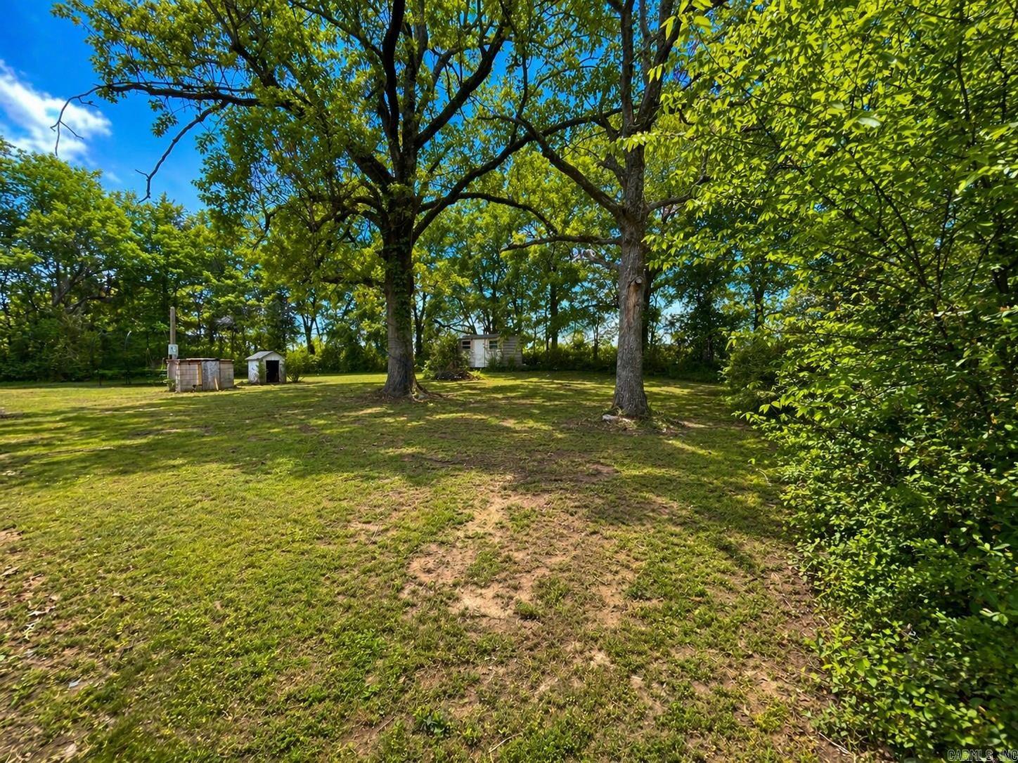 5377 N HWY 27  Story, AR