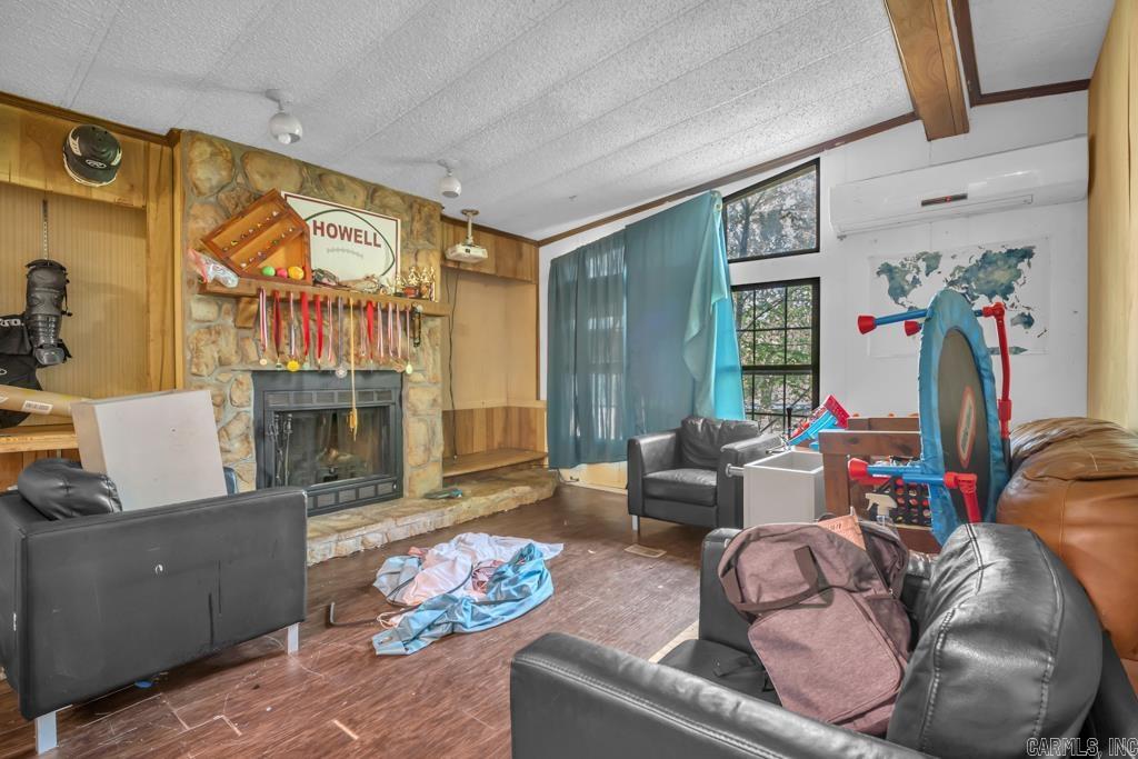 26 Tucker Mtn.  Solgohachia, AR