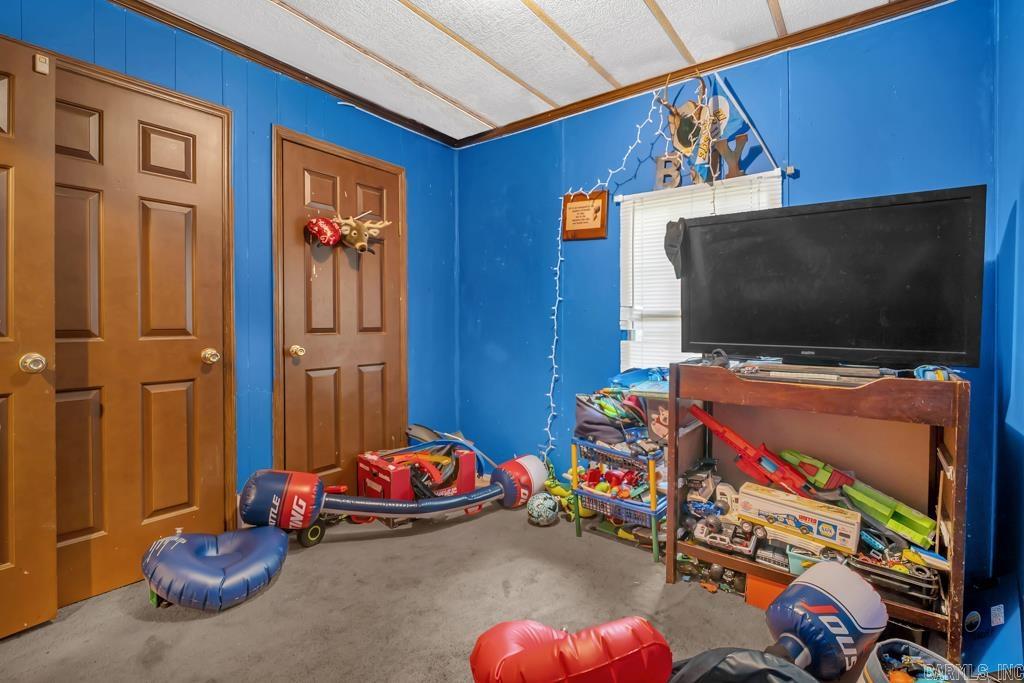 26 Tucker Mtn.  Solgohachia, AR