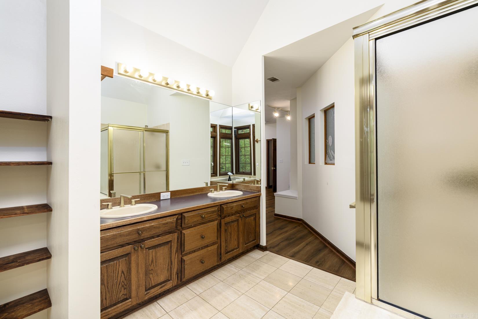 6 Country Oaks  Little Rock, AR