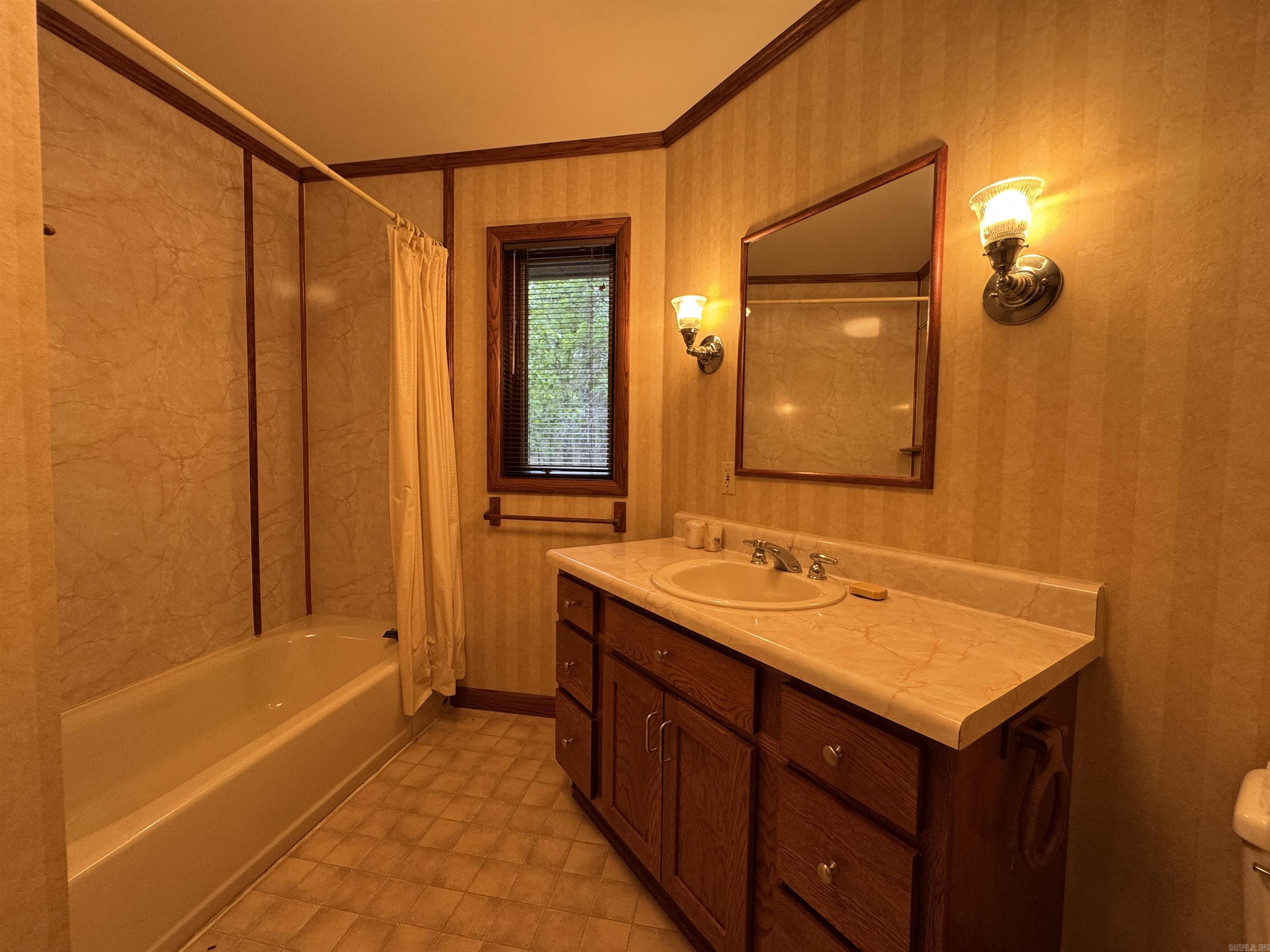 18700 Dwight Little  Roland, AR