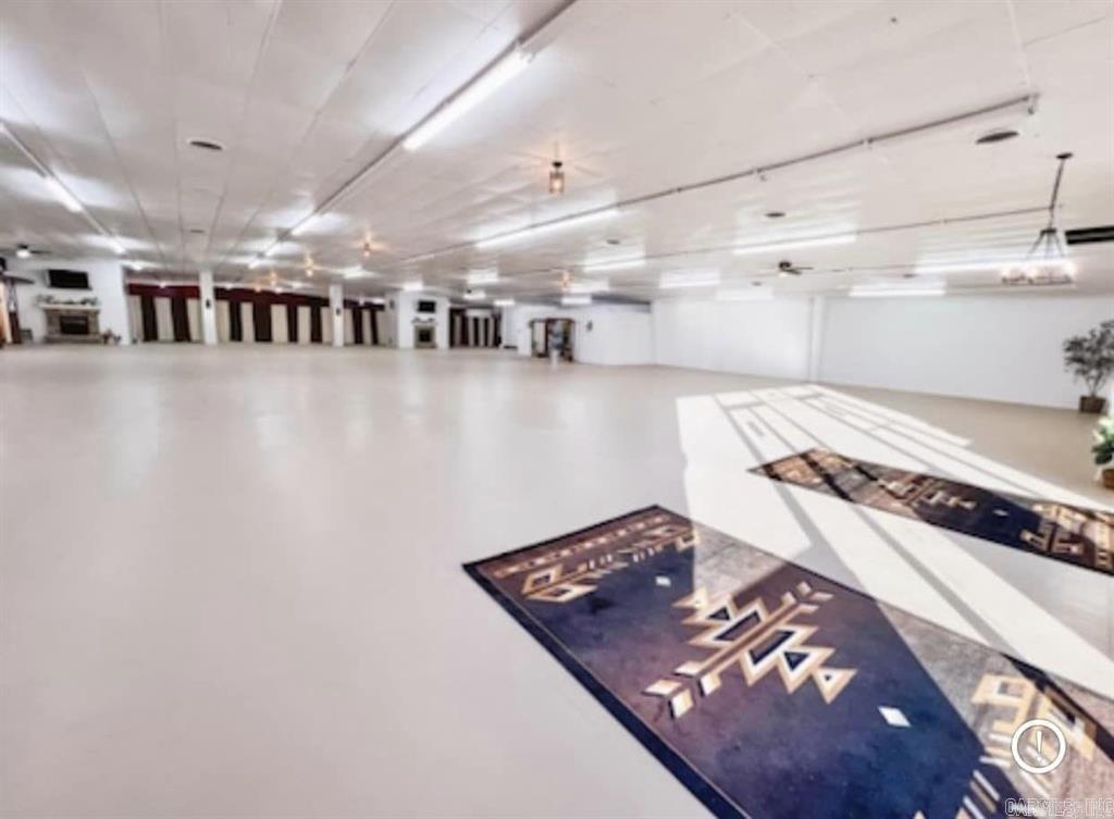 906 E Main Street  Mountain View, AR