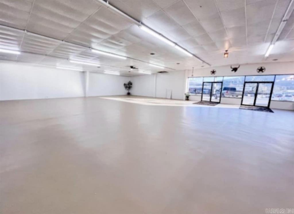 906 E Main Street  Mountain View, AR