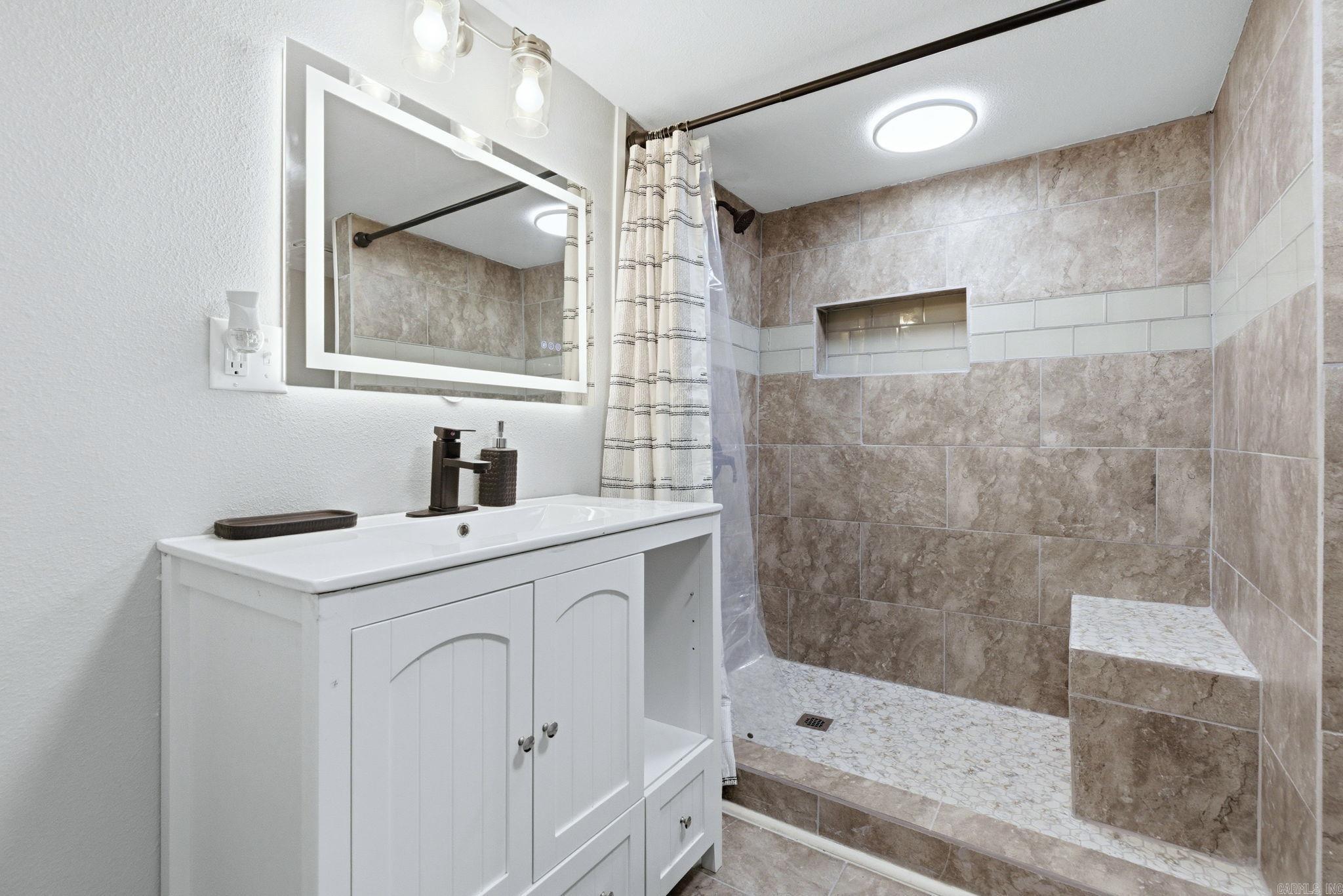 2115 S Cherry St  Pine Bluff, AR