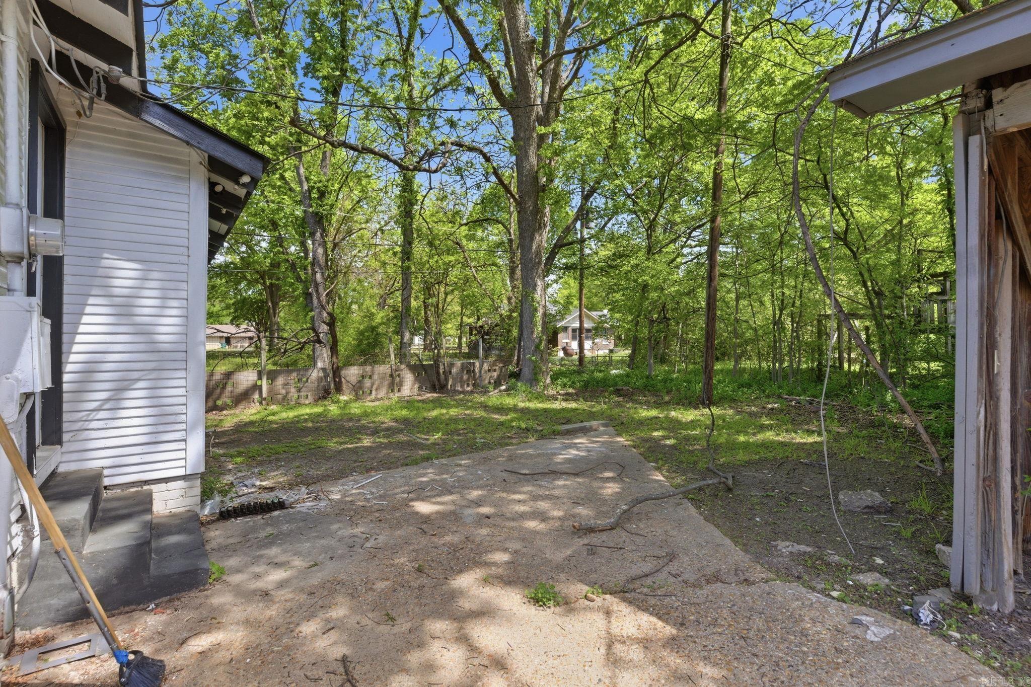 2115 S Cherry St  Pine Bluff, AR