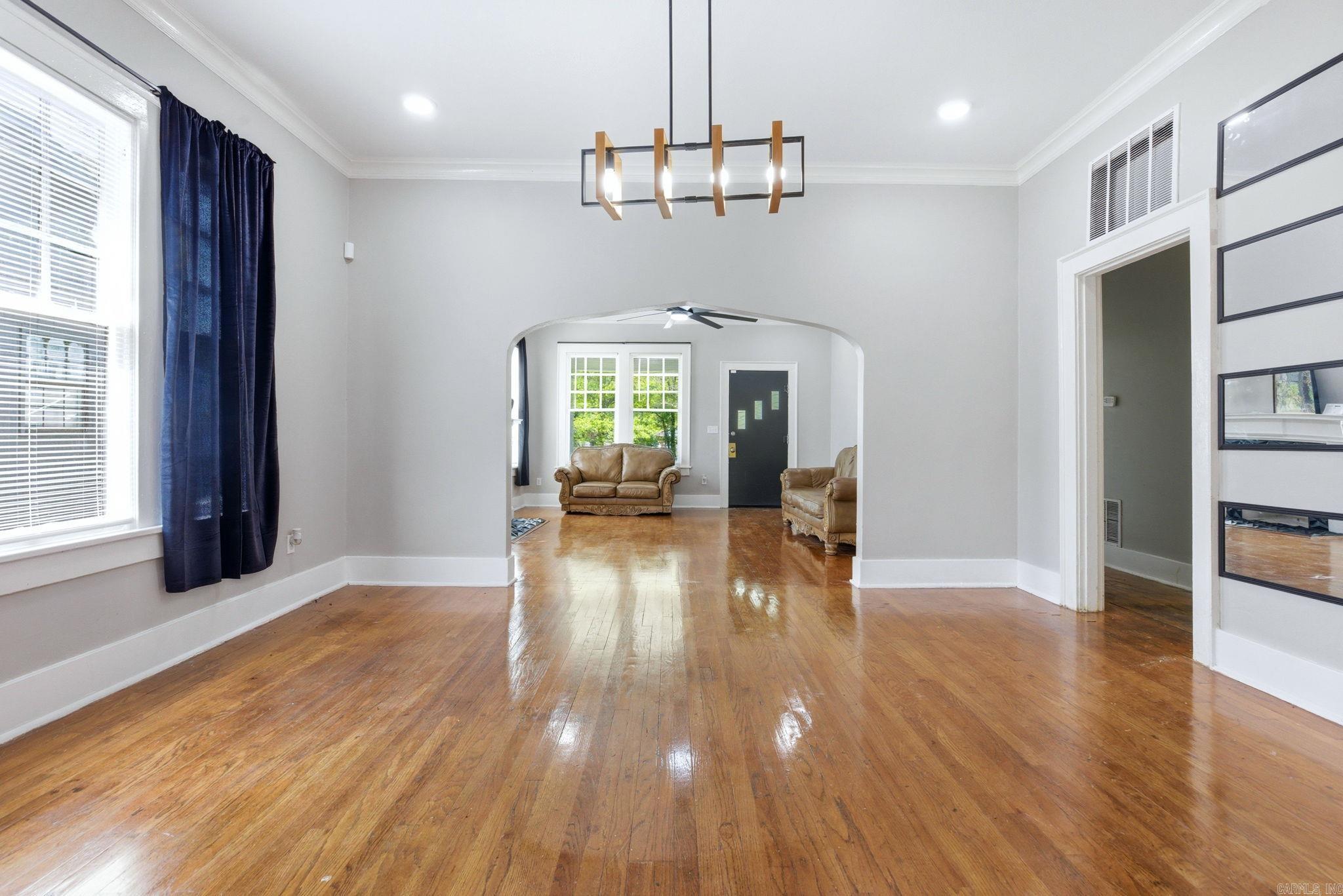 2115 S Cherry St  Pine Bluff, AR