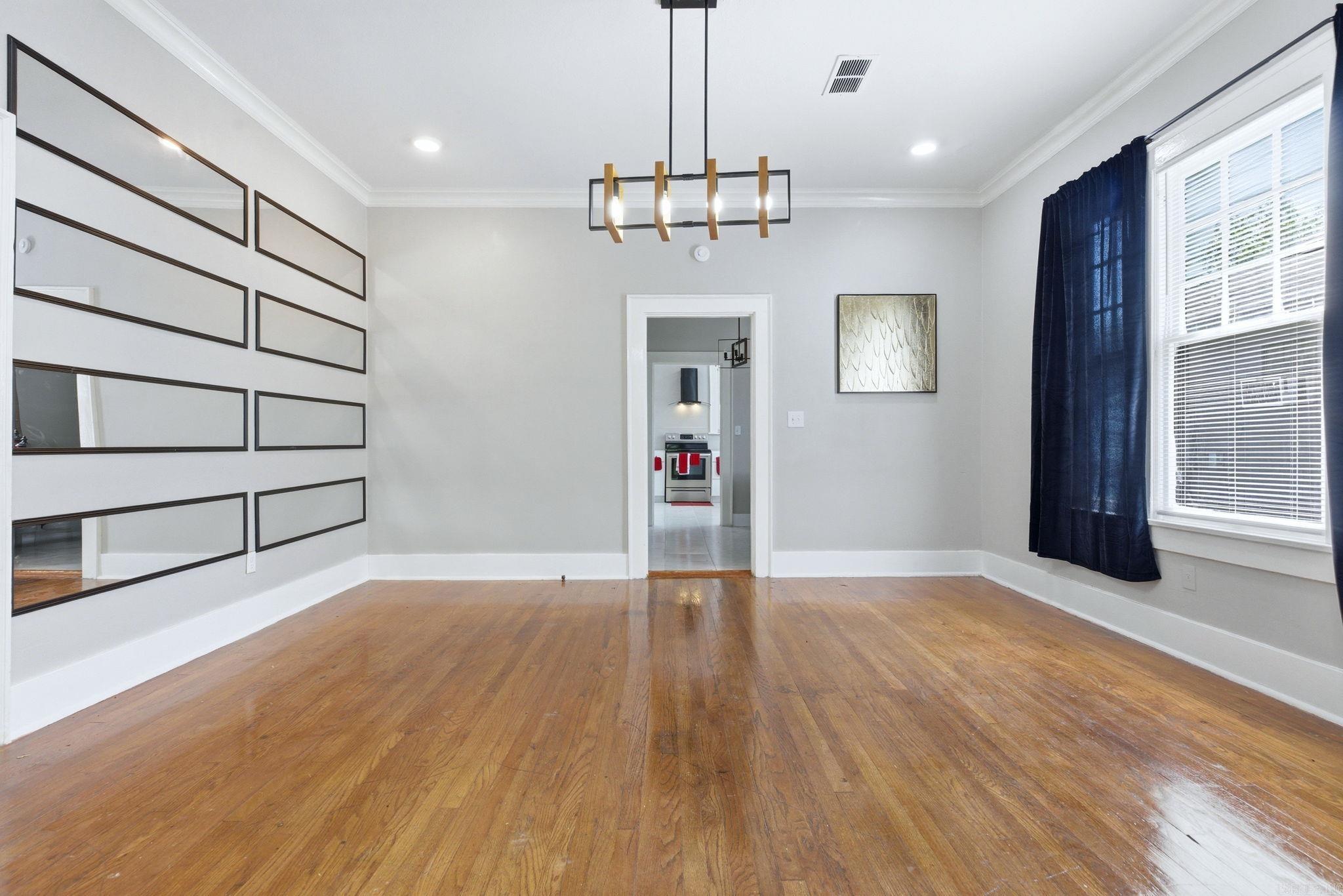 2115 S Cherry St  Pine Bluff, AR