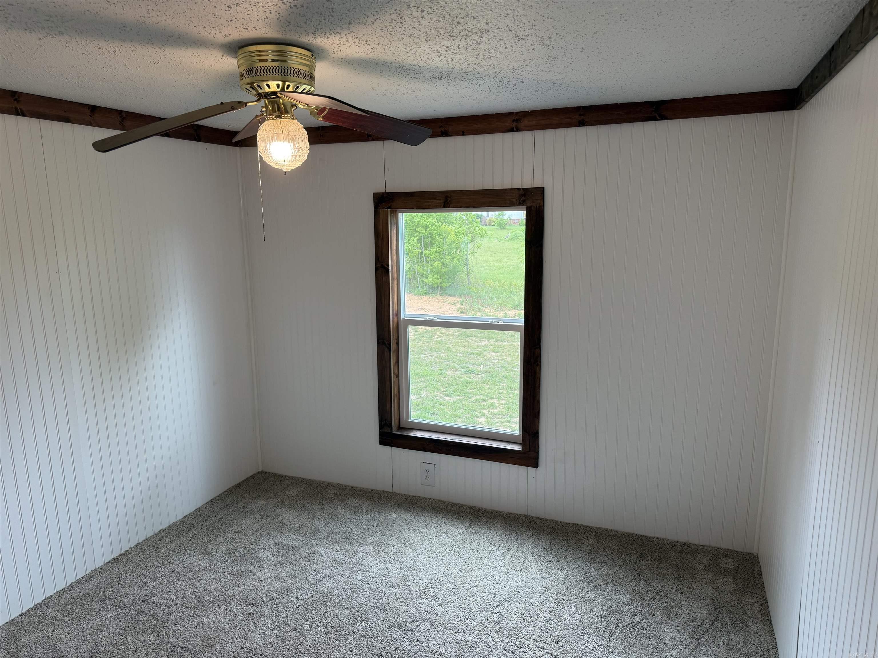 737 Gravel Hill  Romance, AR