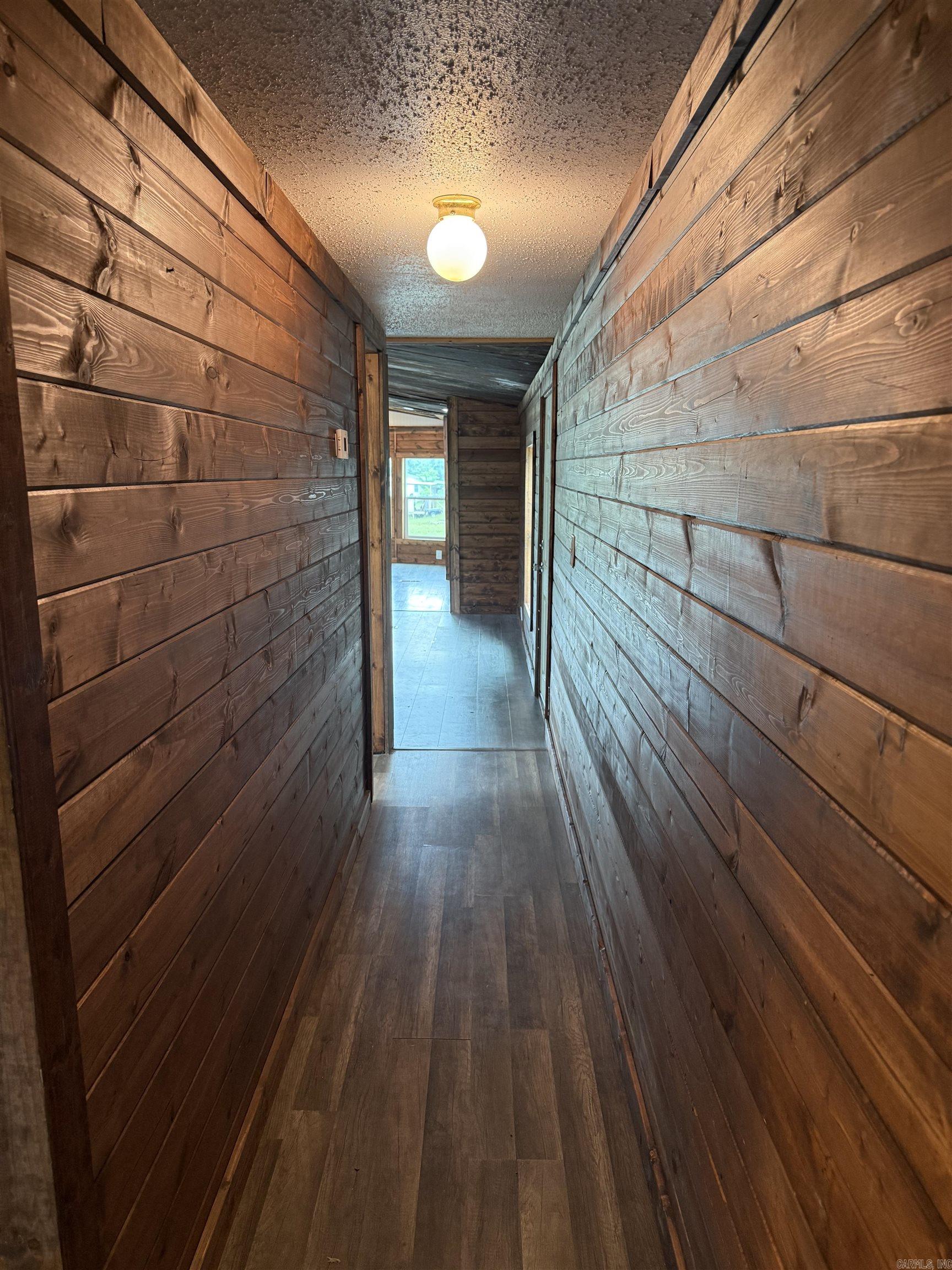 737 Gravel Hill  Romance, AR