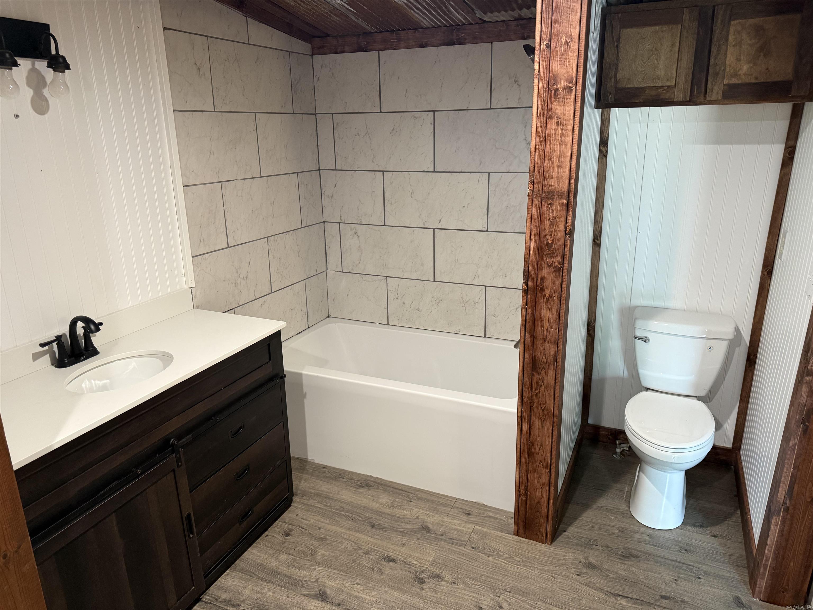 737 Gravel Hill  Romance, AR