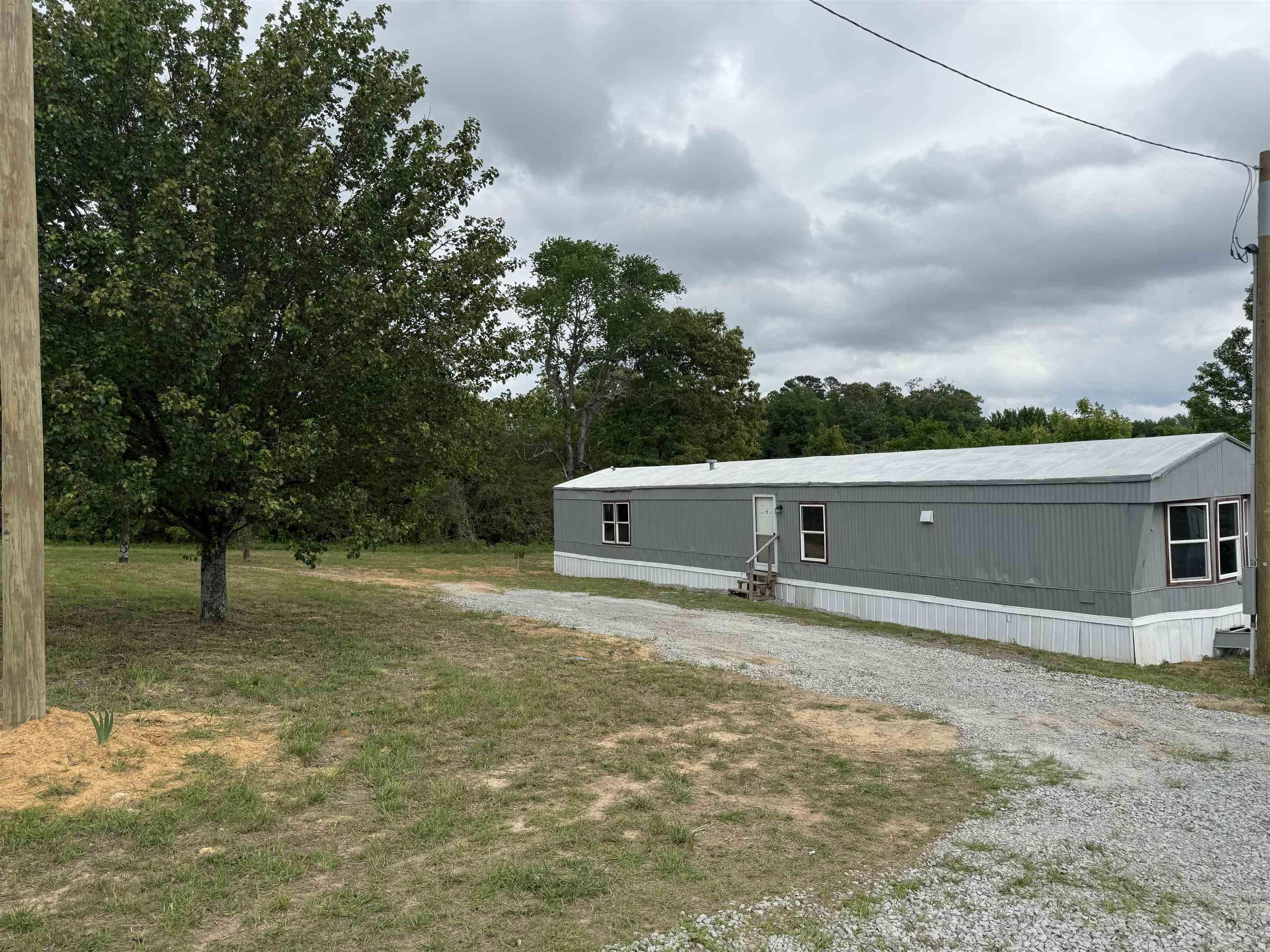 737 Gravel Hill  Romance, AR