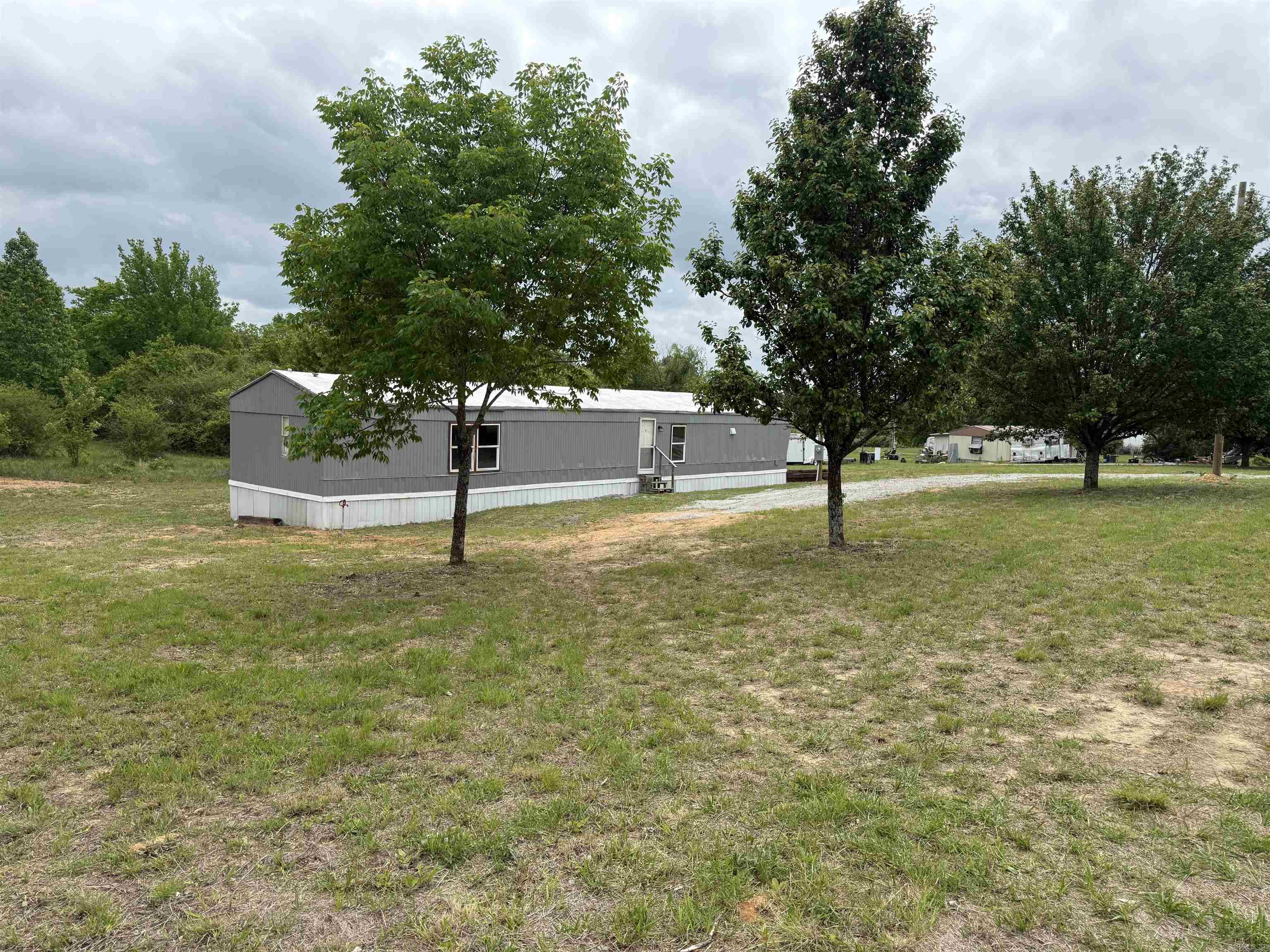 737 Gravel Hill  Romance, AR