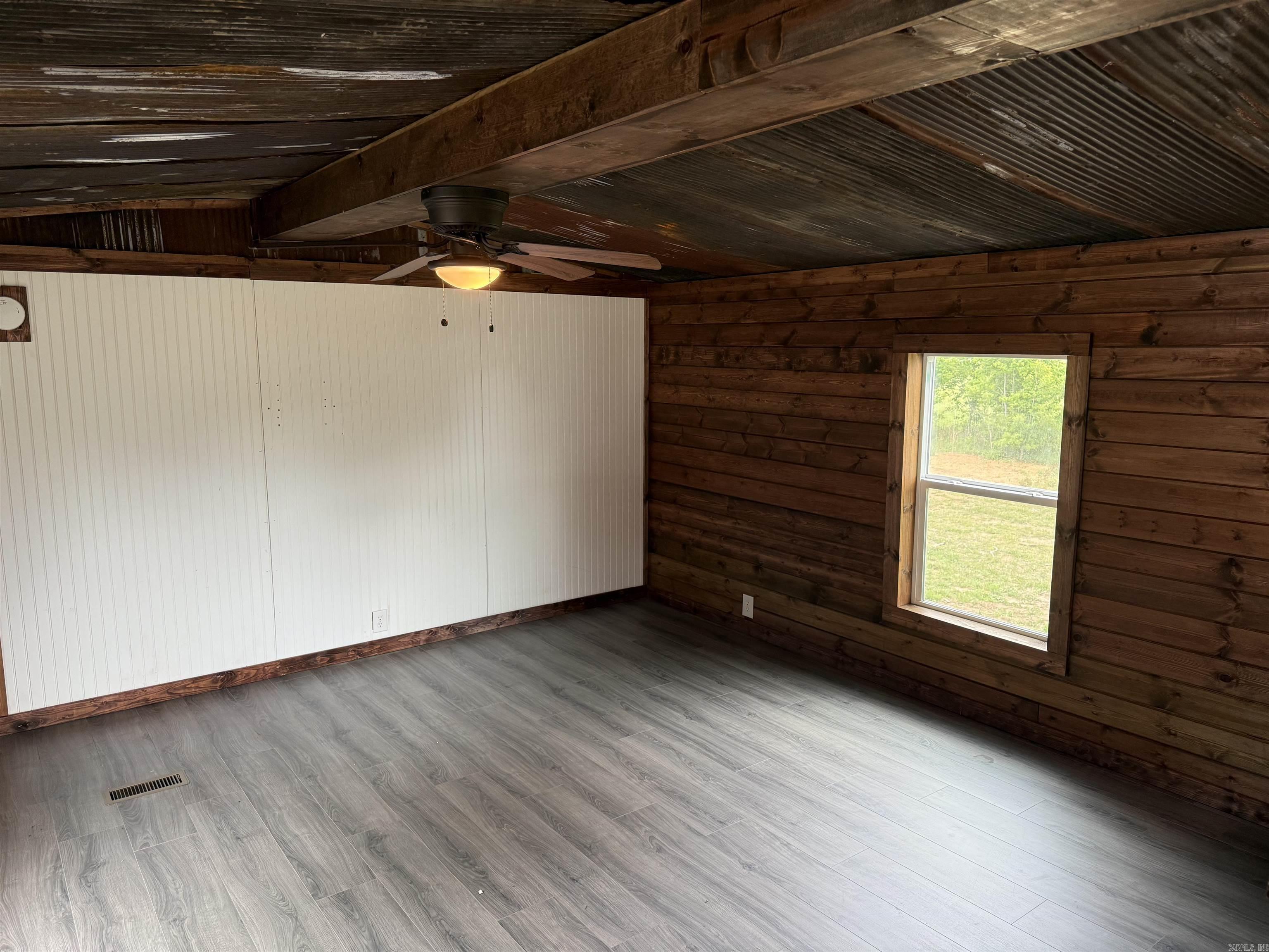 737 Gravel Hill  Romance, AR