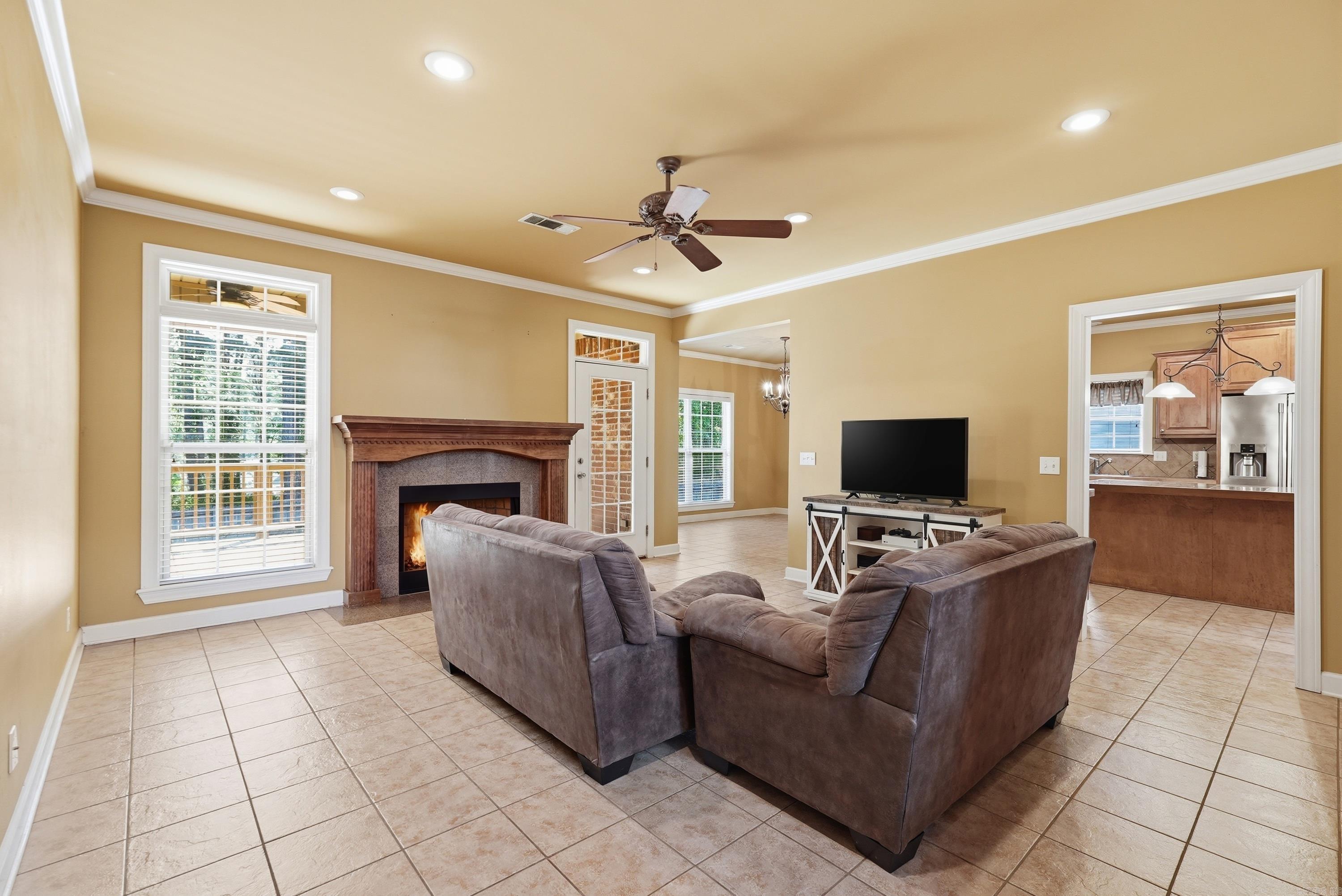 121 Lily Drive  Maumelle, AR