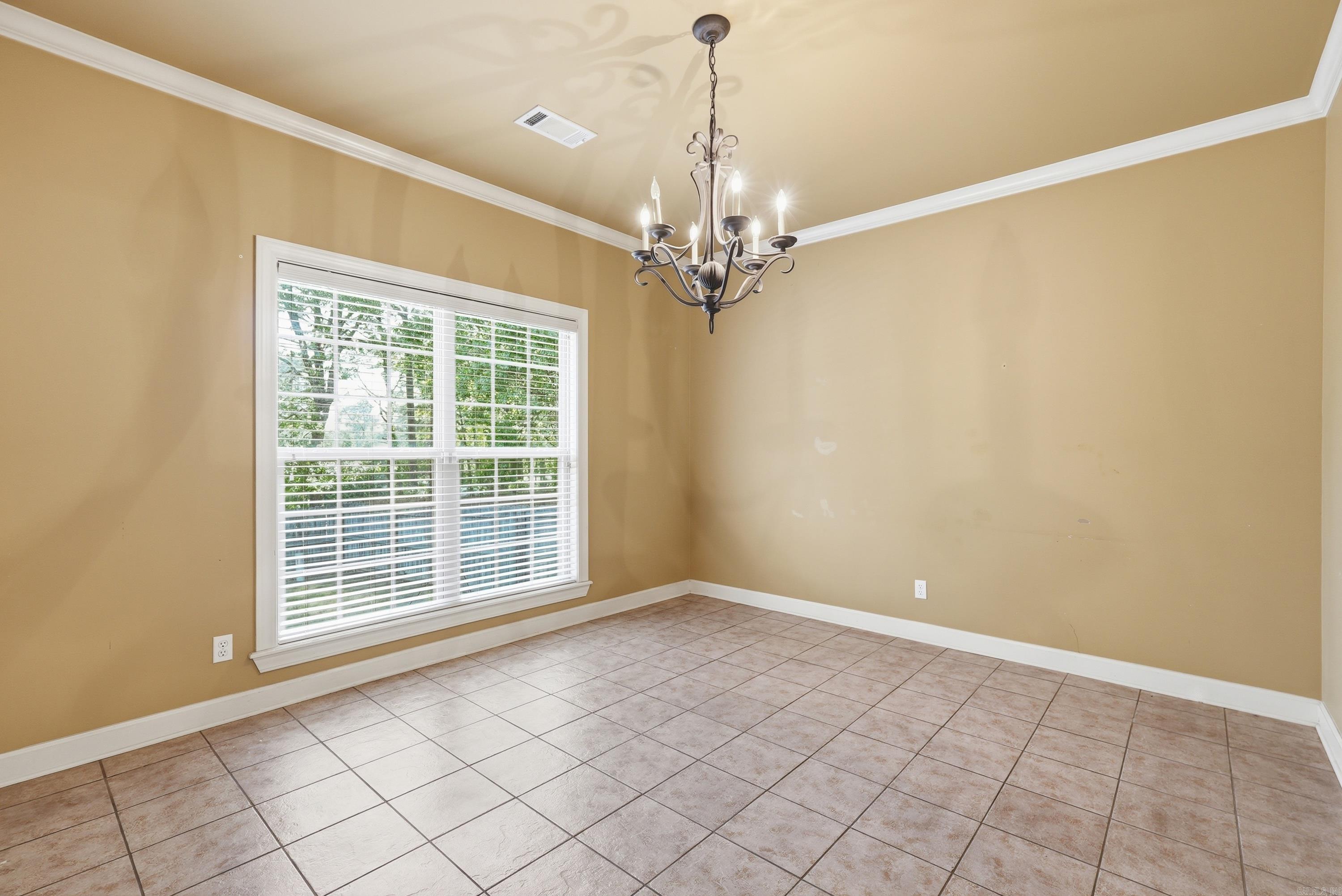 121 Lily Drive  Maumelle, AR