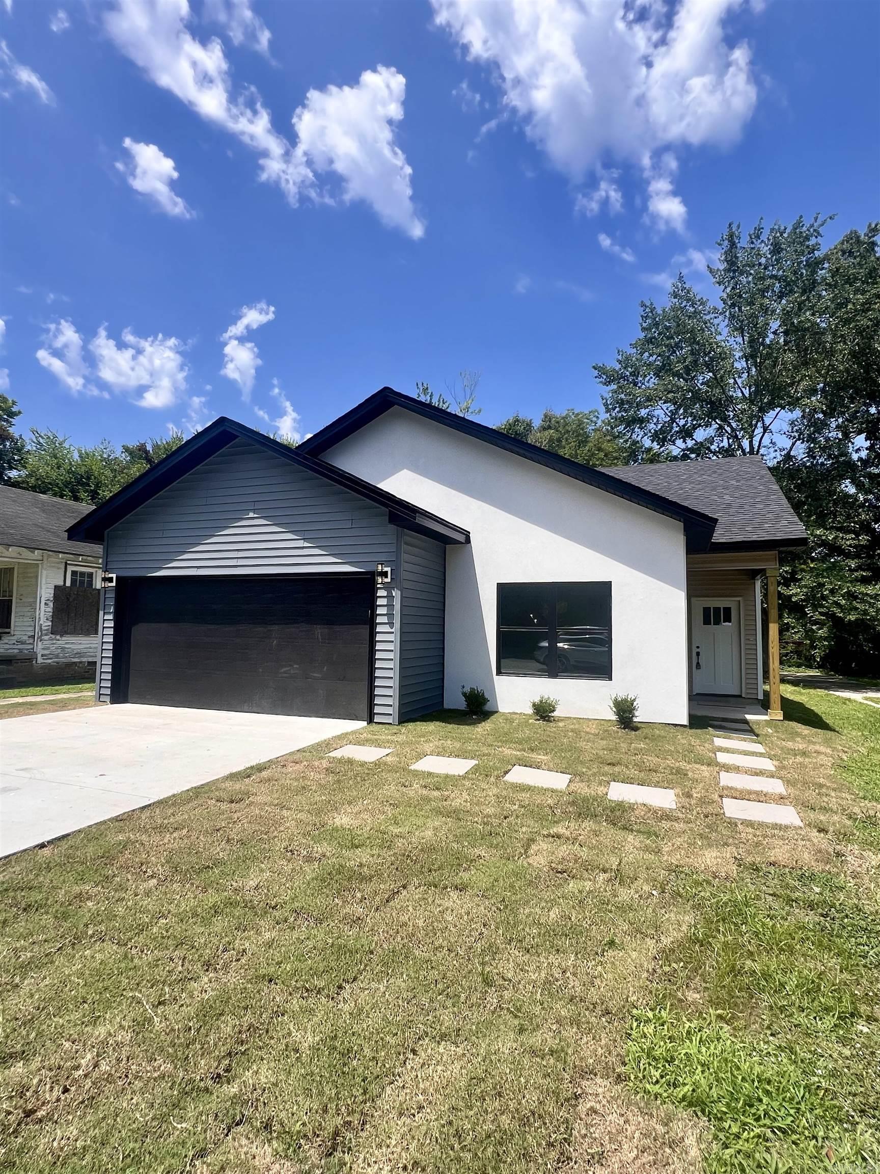 2306  Valmar  Little Rock, AR