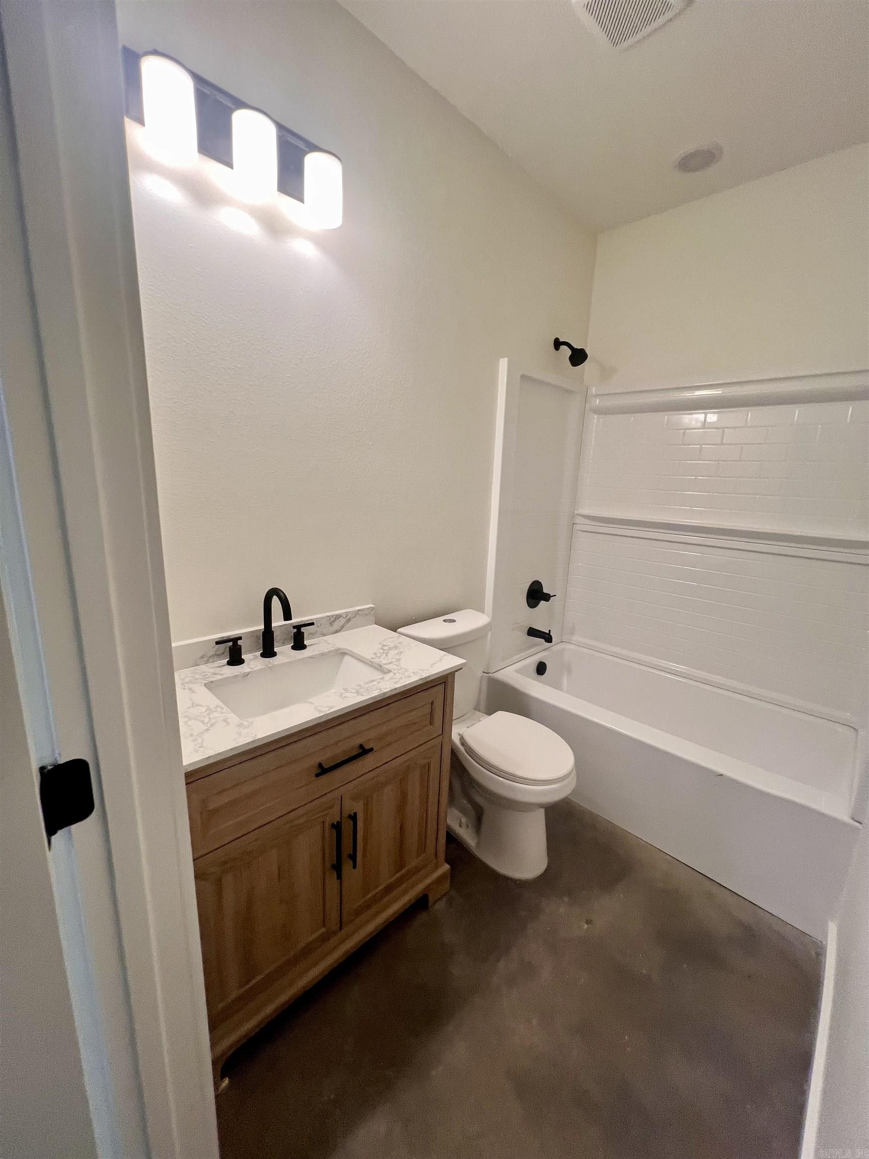 2306 Valmar  Little Rock, AR