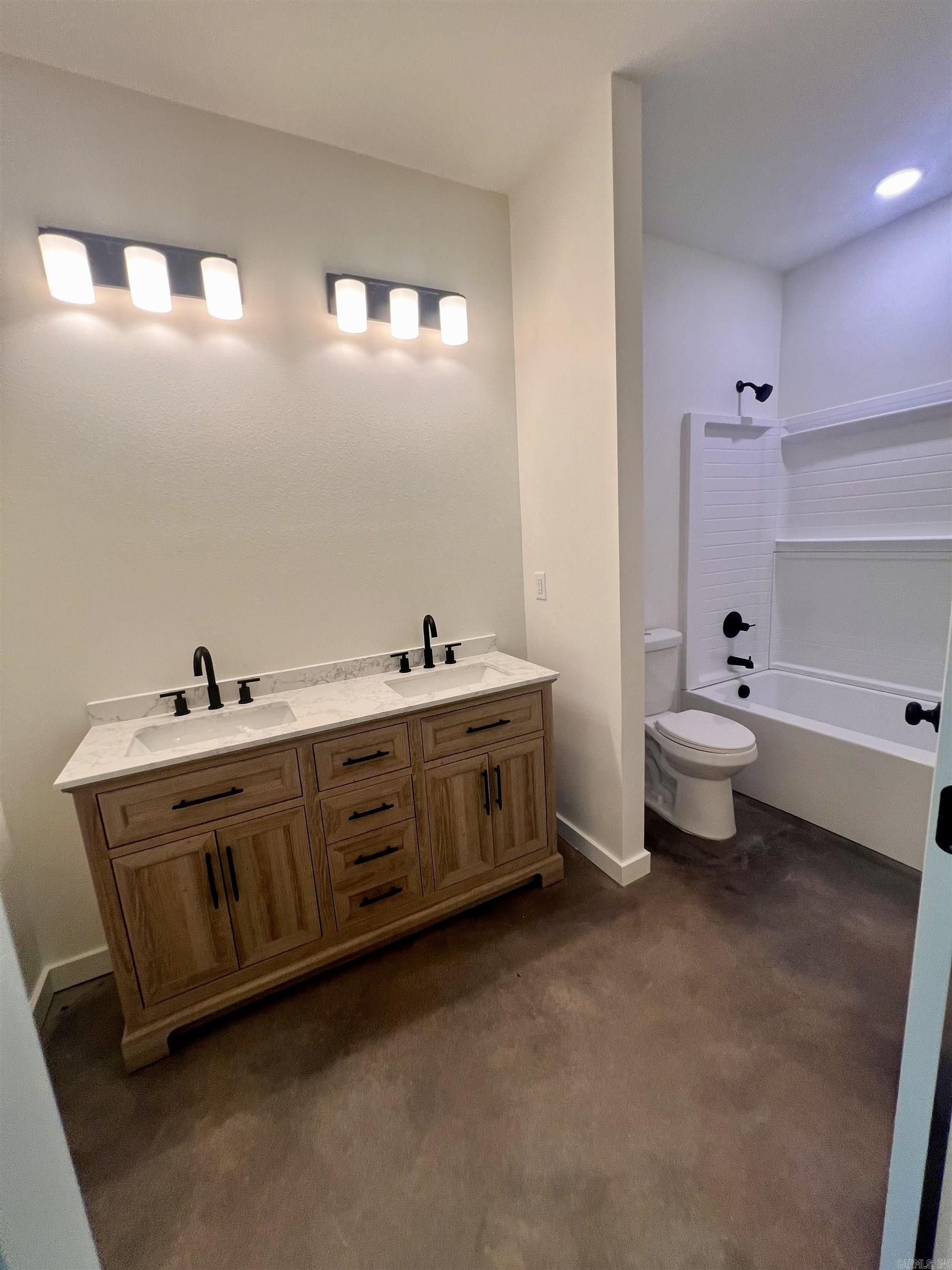 2306 Valmar  Little Rock, AR