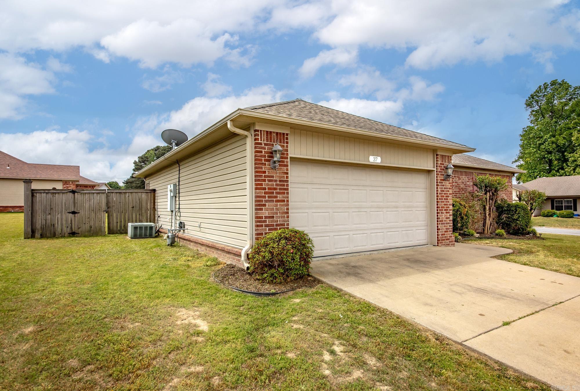 37 Mustang  Cabot, AR