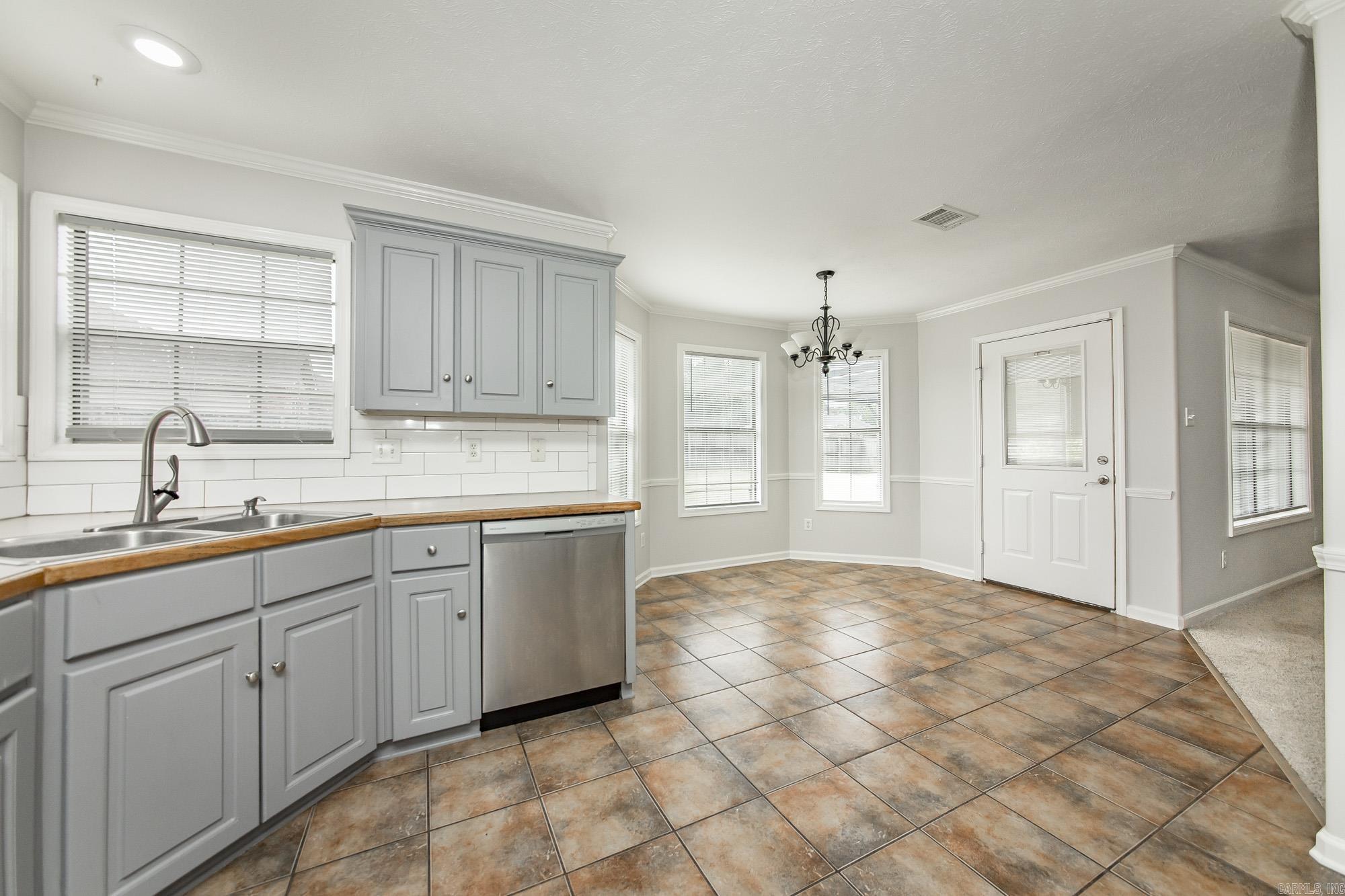 37 Mustang  Cabot, AR